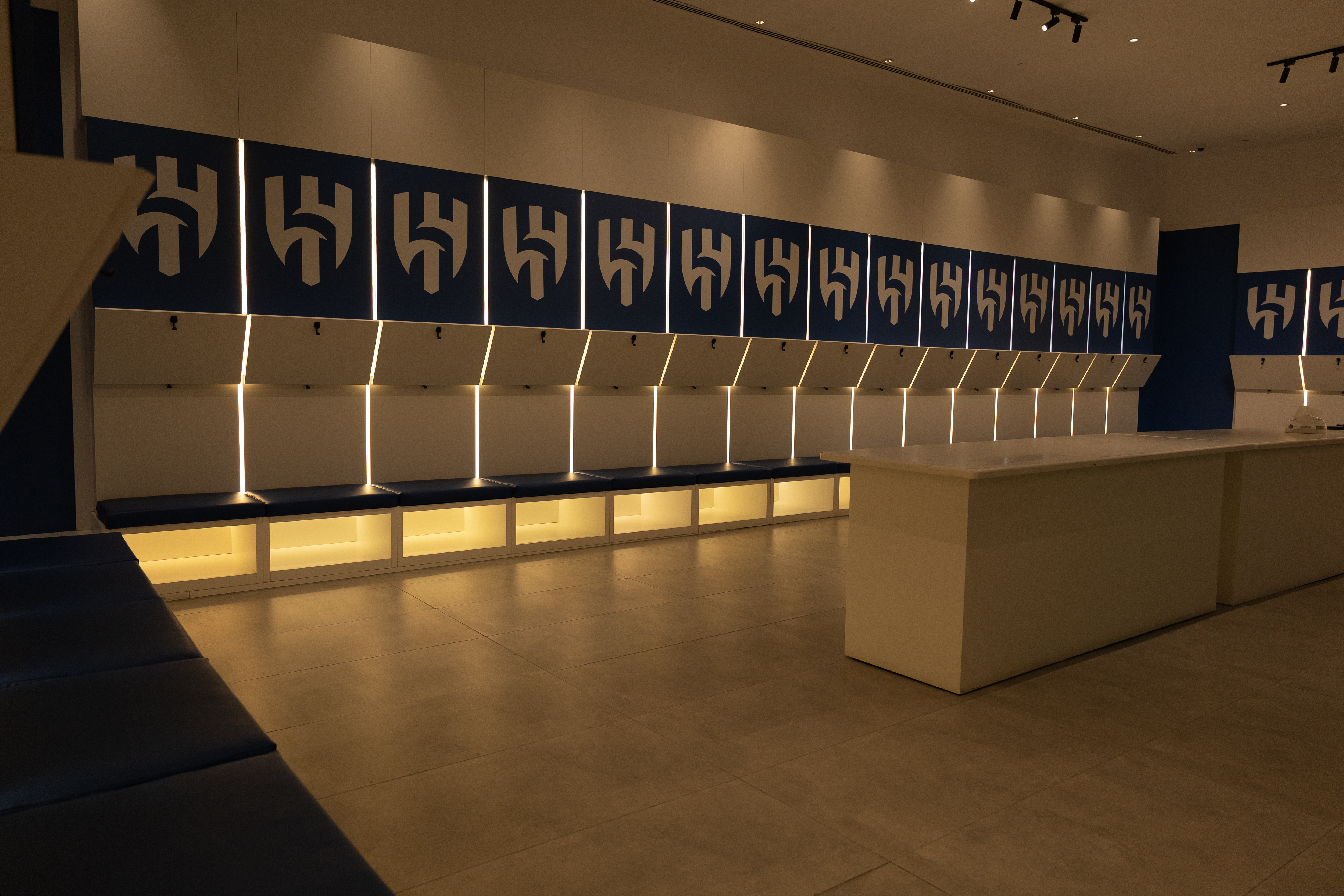 Kingdom Arena Room 9