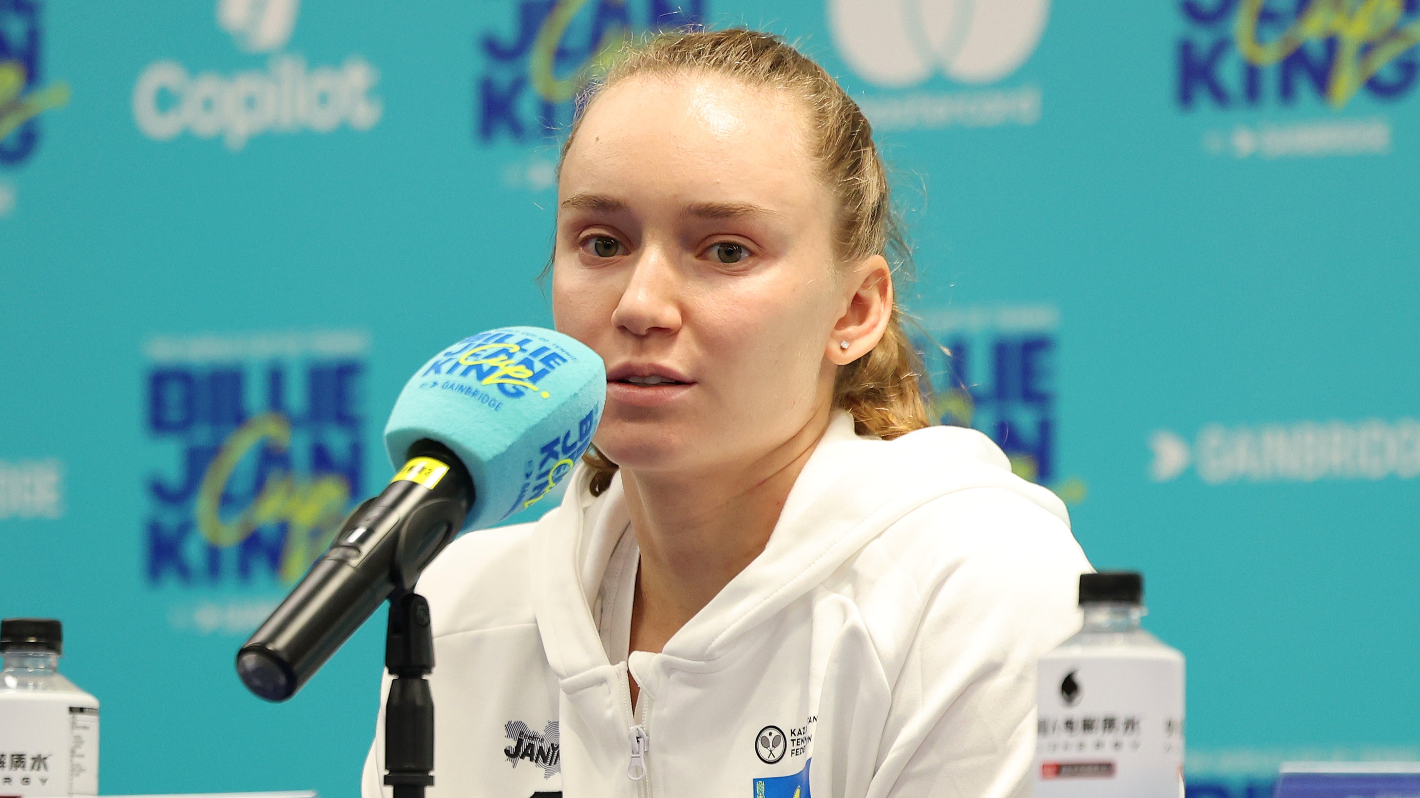 Rybakina at press conference