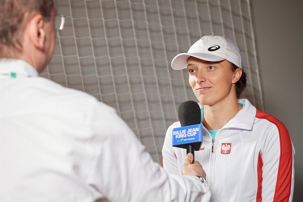 Swiatek vuelve a casa como número 1 del mundo