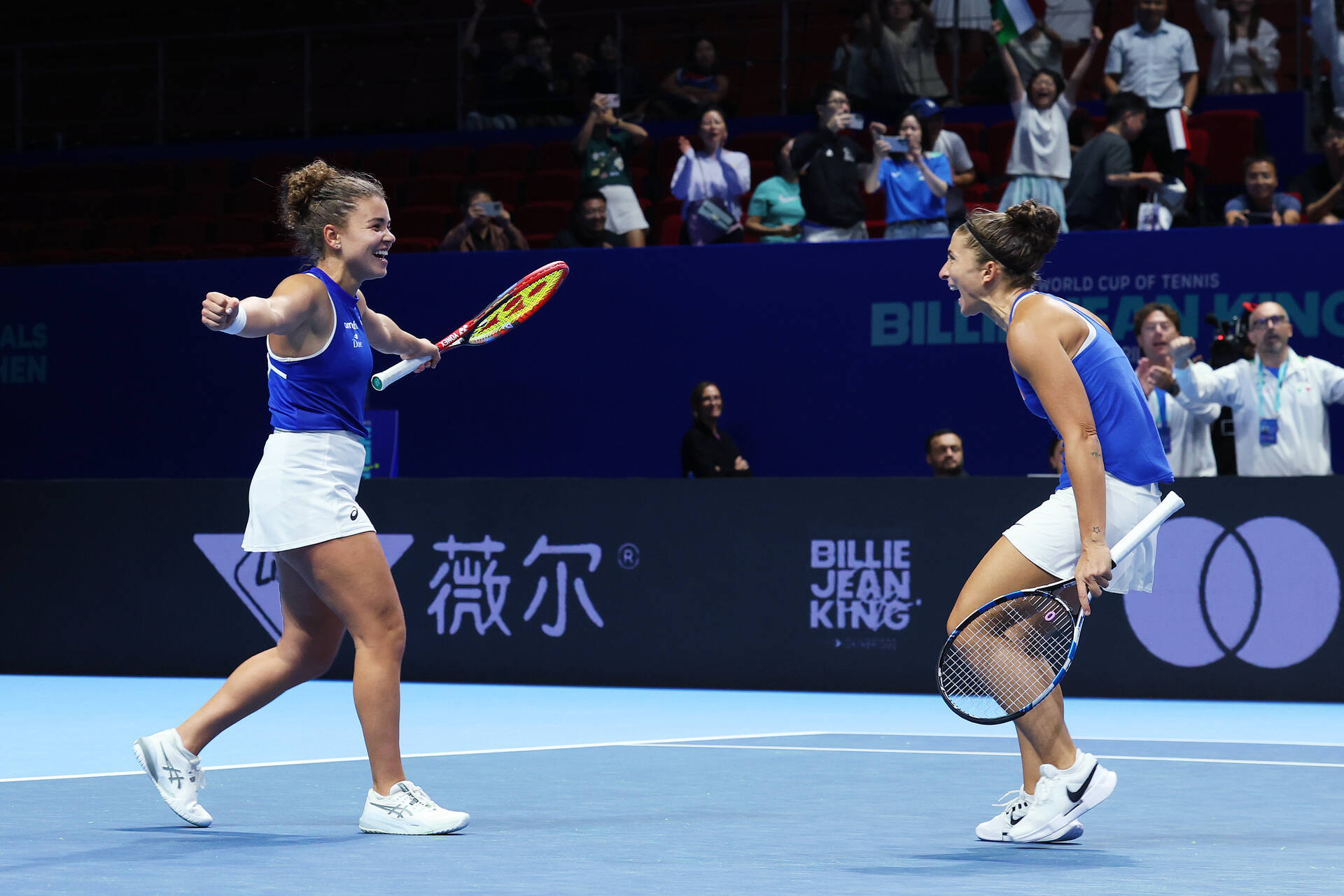 ITA-UKR: doubles celebration