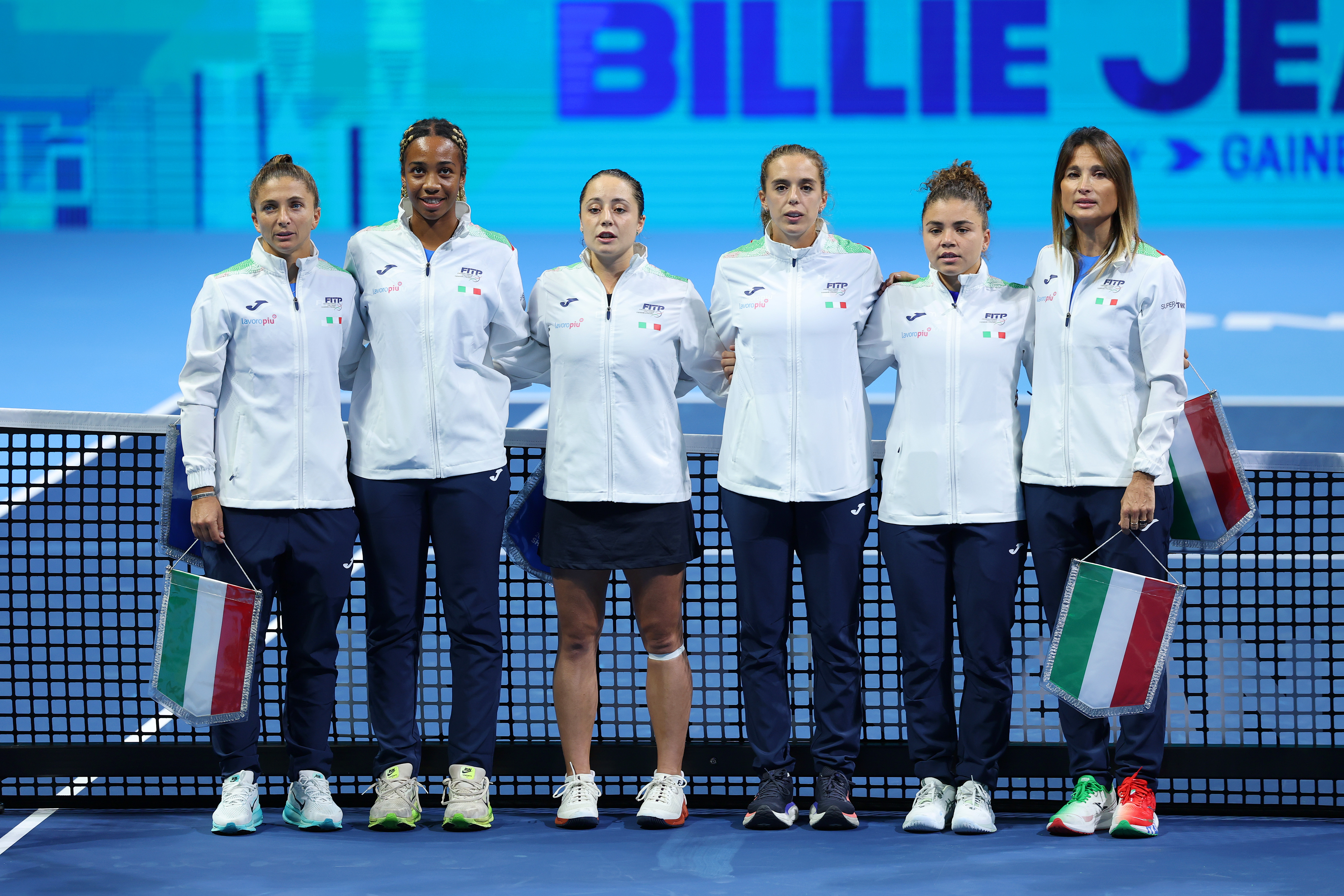 Italy team before China tie