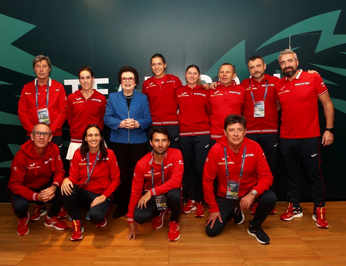Recuerdos más allá del tenis: Billie Jean King saluda en castellano a las jugadoras de España