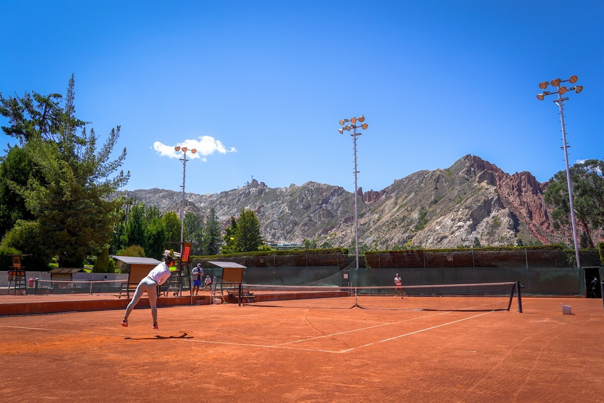 Bolivia y Guatemala parten como favoritos en el Grupo II América