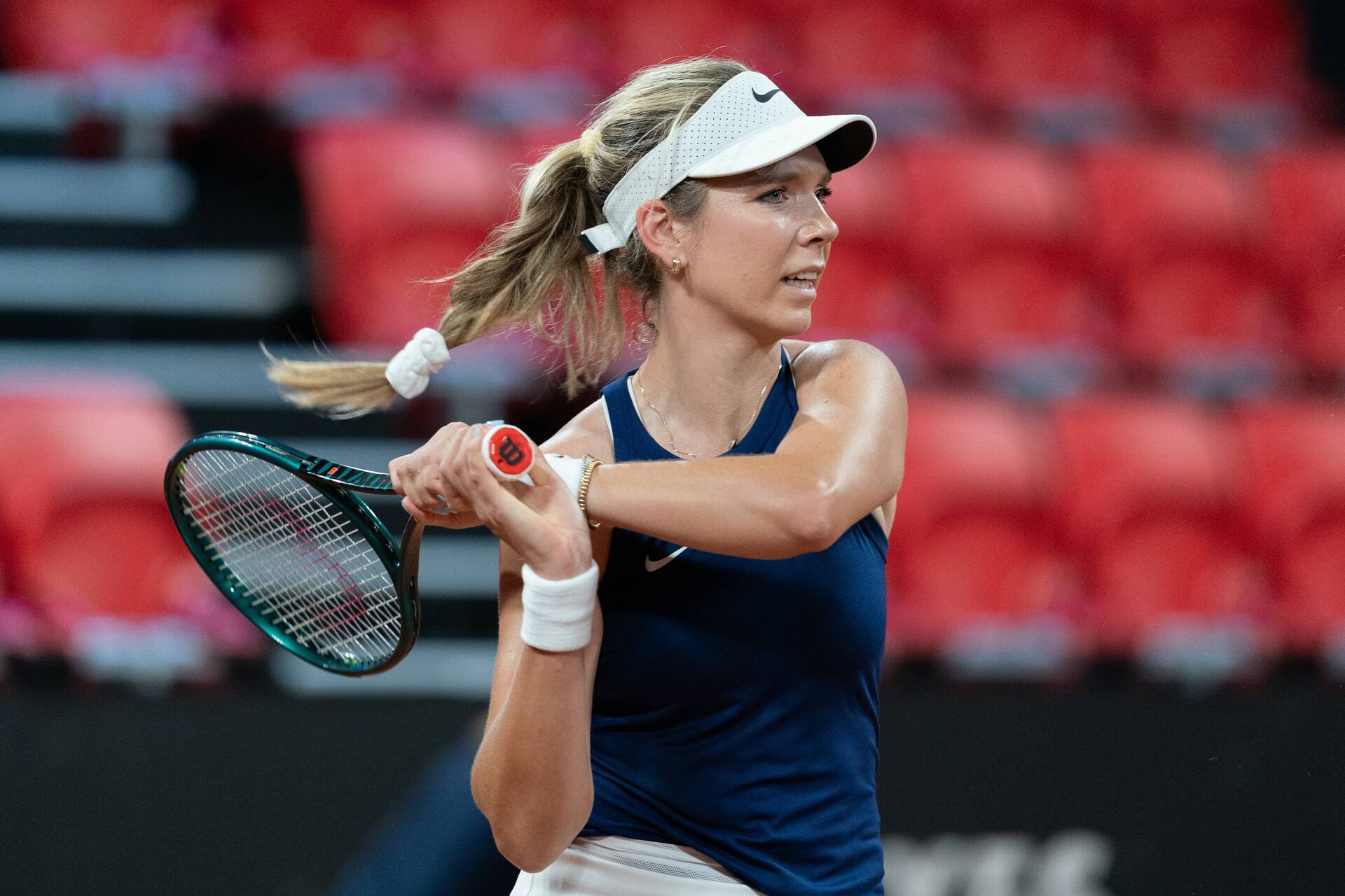 Katie Boulter hits a forehand against Germany