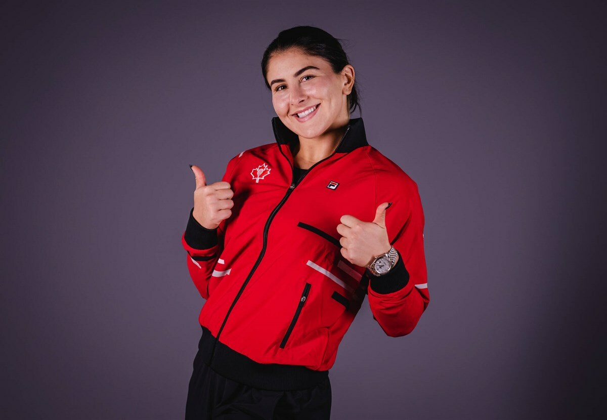 Bruneau bouyed by presence of Andreescu and Fernandez 