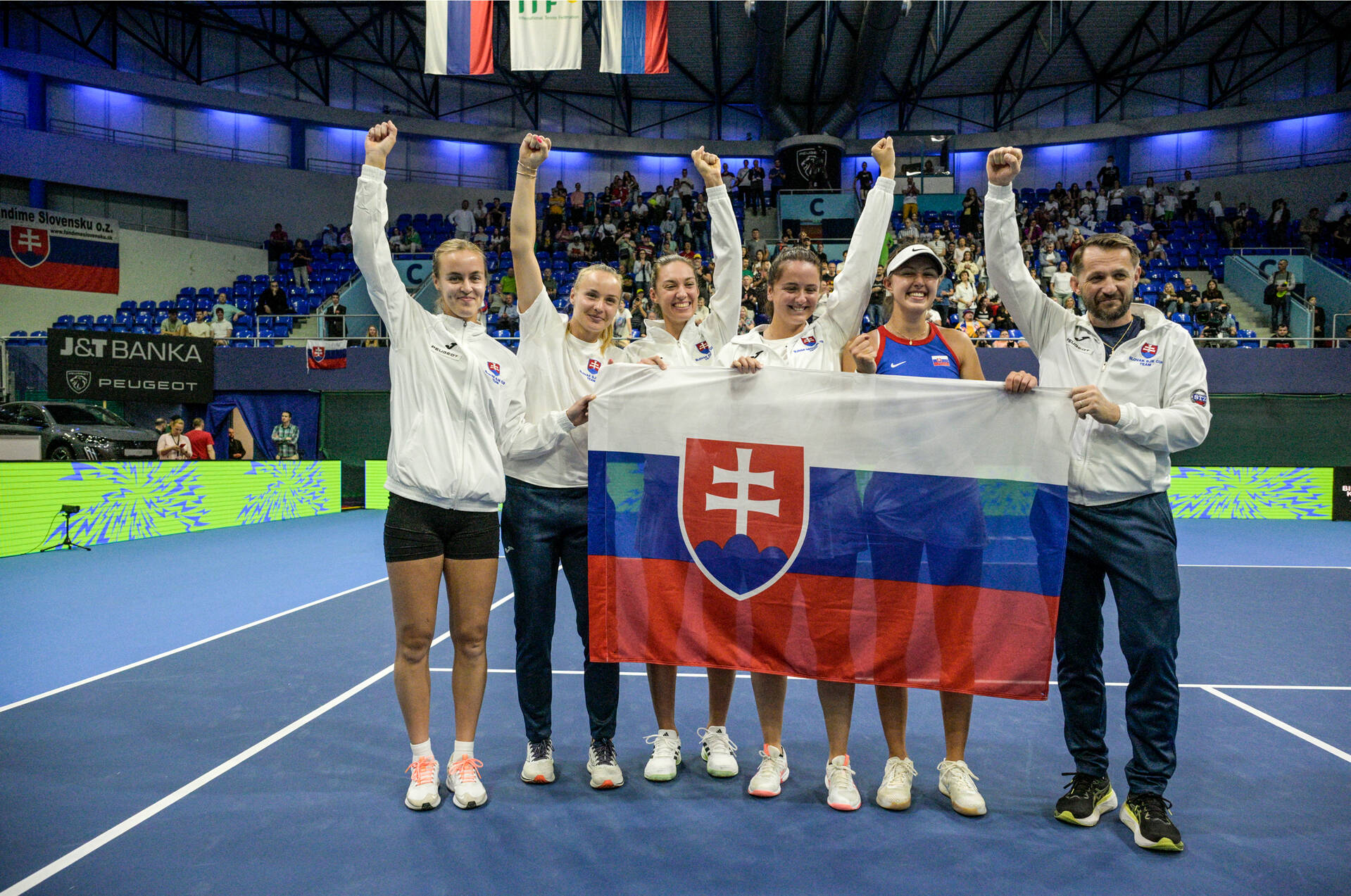 Slovakia 4-0 Slovenia: Teenage Jamrichova shines in Bratislava