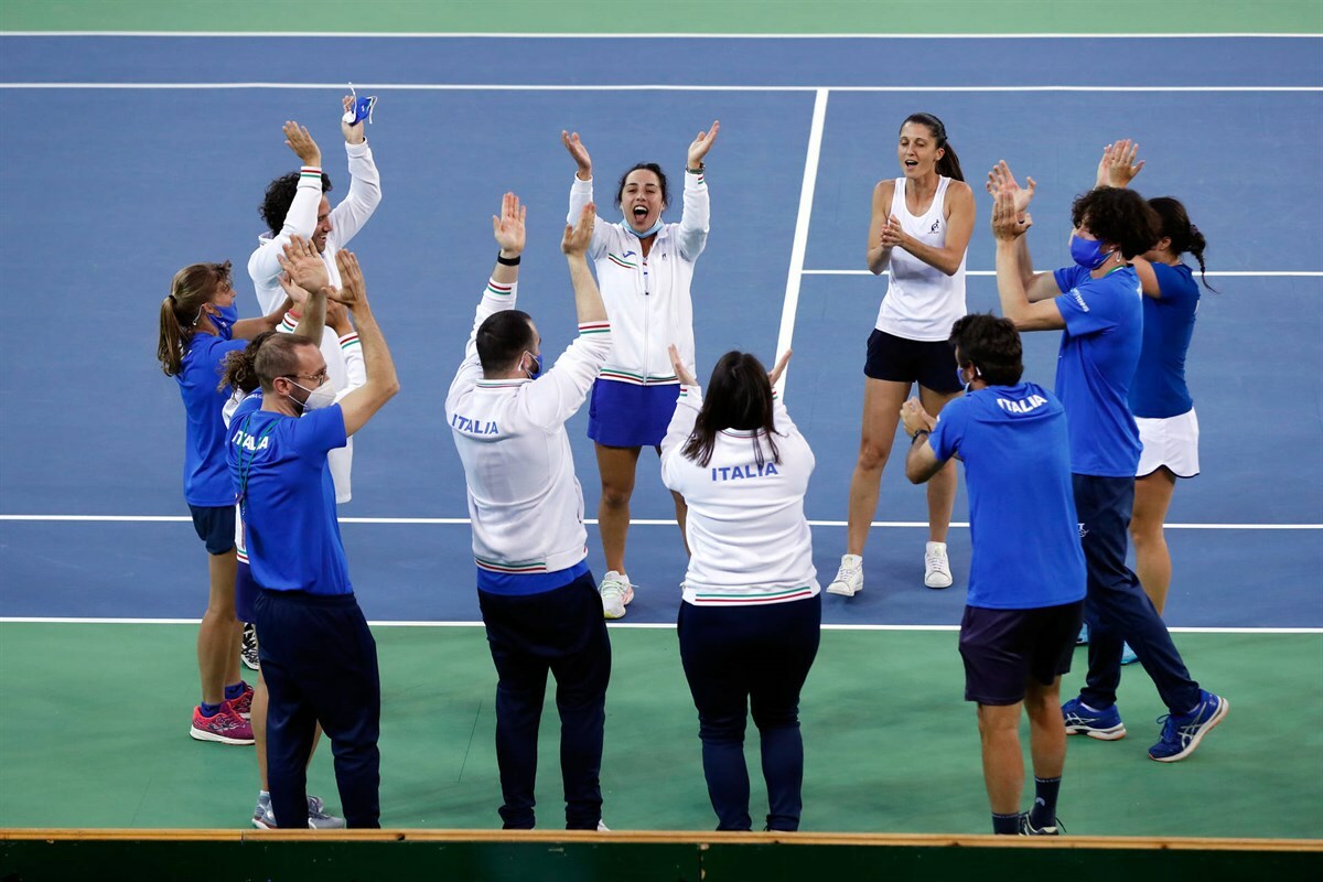 Cocciaretto the key as Italy overcome Romania  