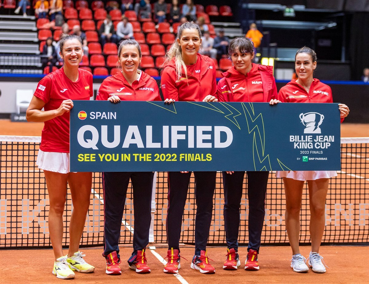 Spain reach Finals after dominant display in 's-Hertogenbosch