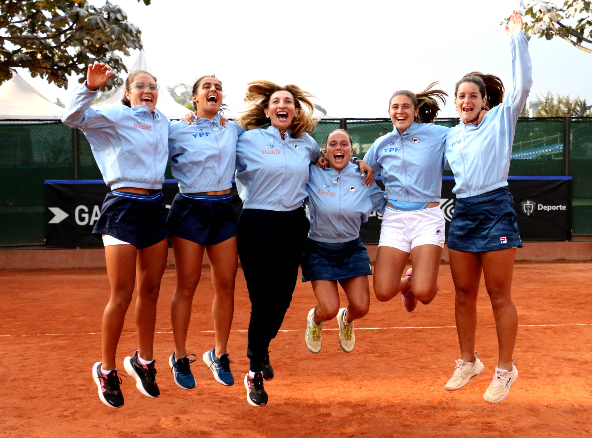 Americas I: Argentina secure promotion but top spot still up for grabs in Bogota