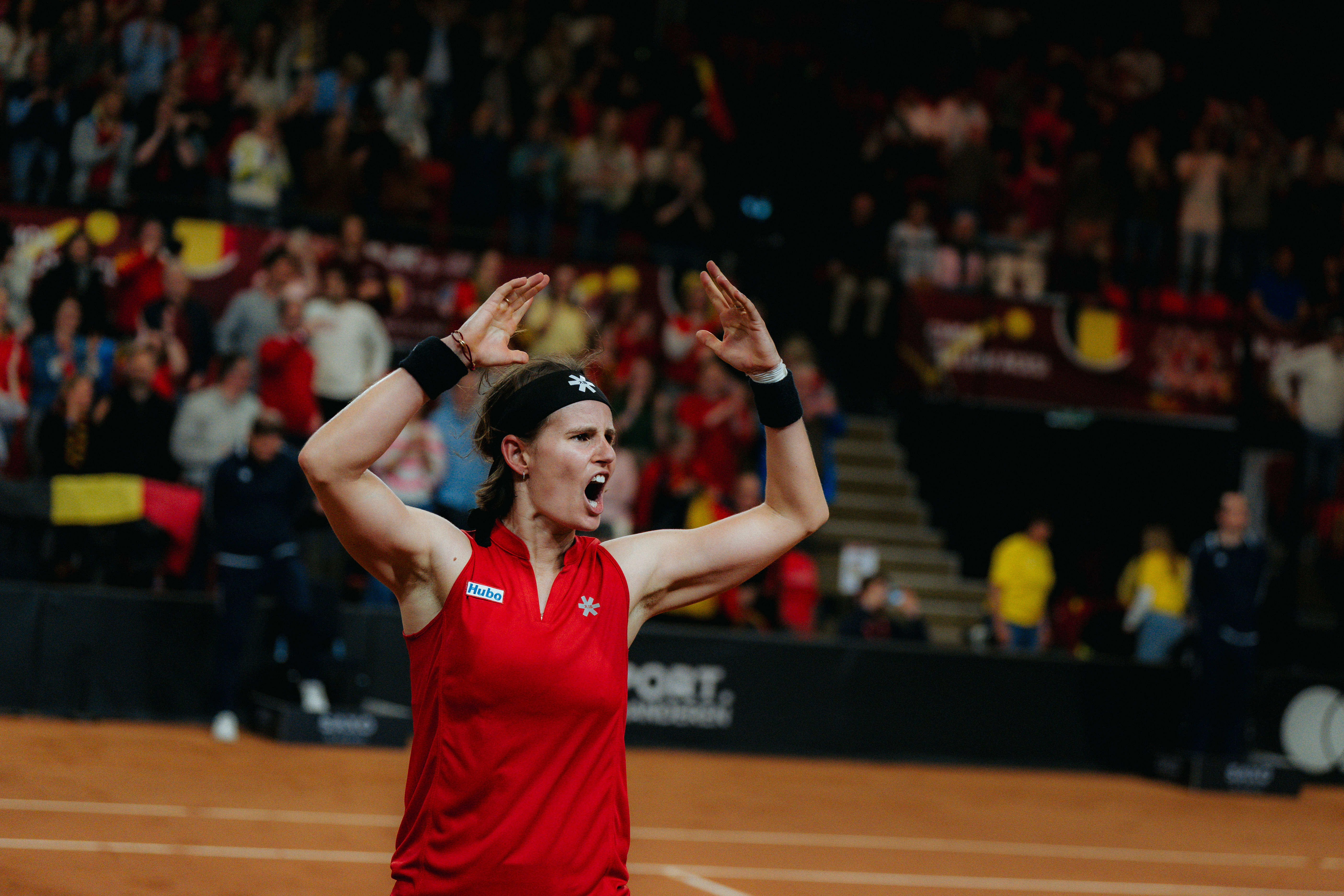 Greet Minnen celebrates victory over Iva Jovic