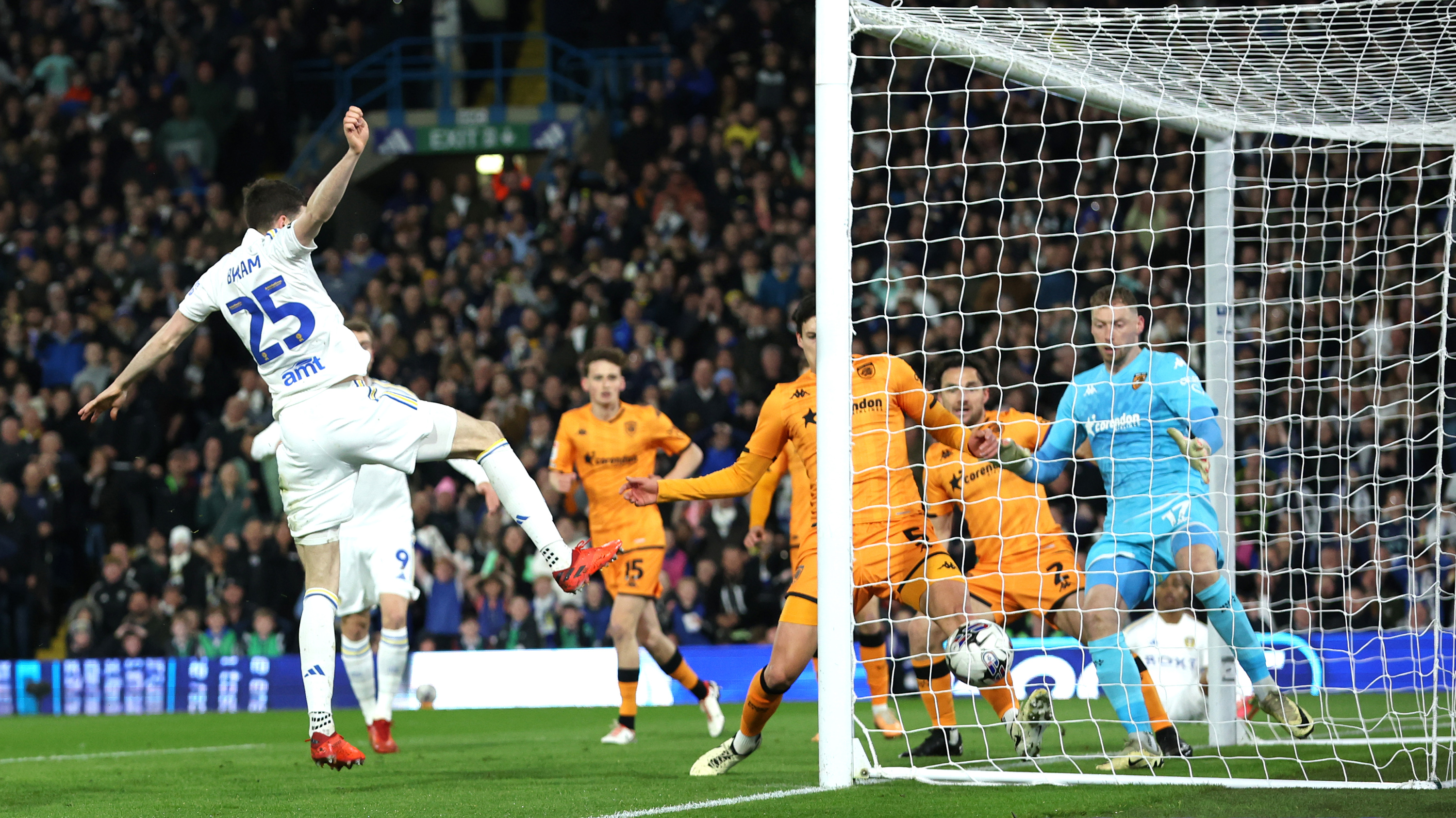 Sam Byram Hull Apr 24 Goal
