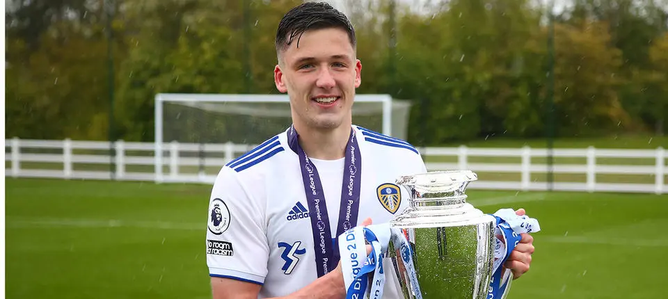 Oliver Casey Web 1.jpg