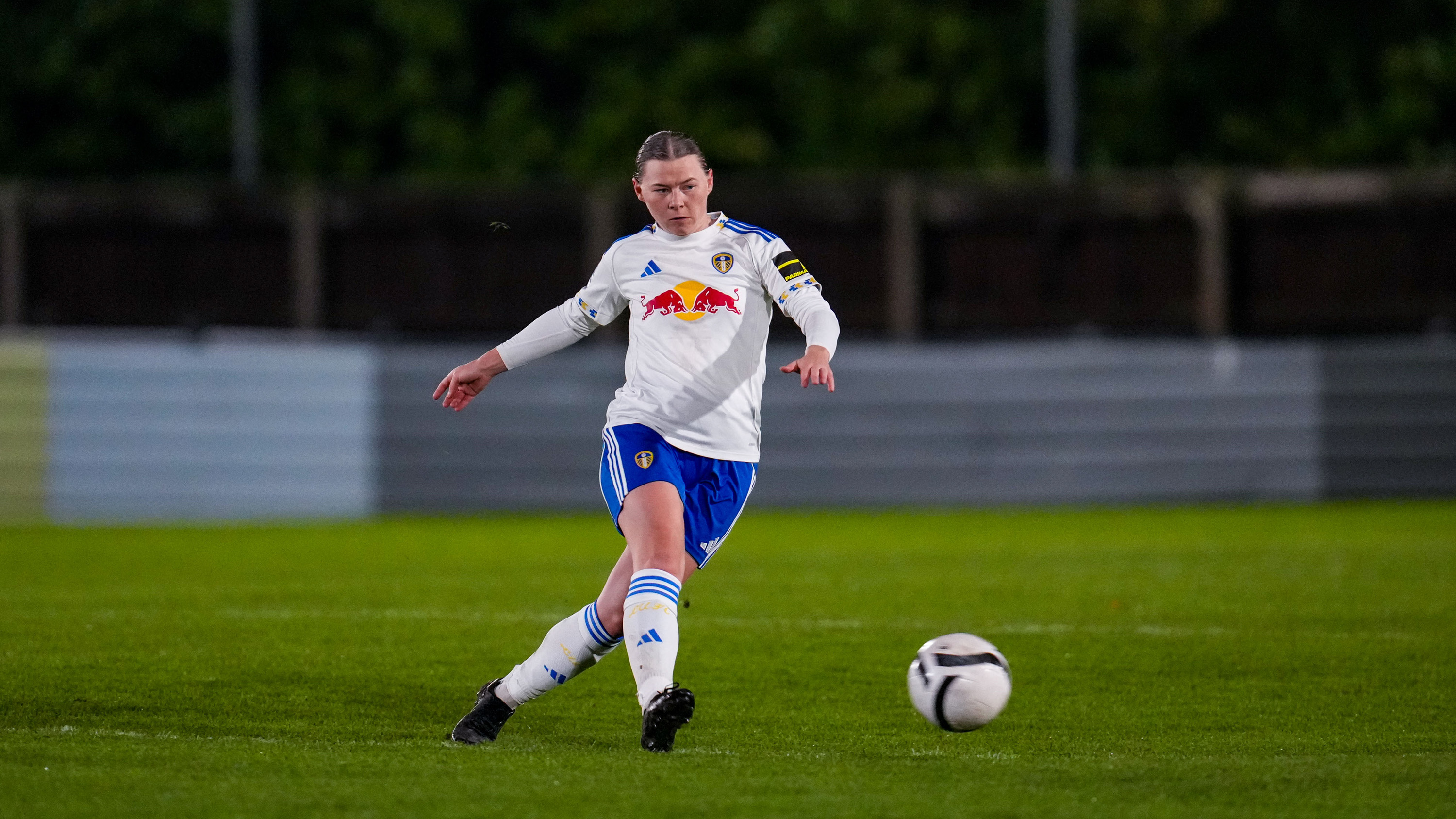 Emily Cassidy vs Donny Belles