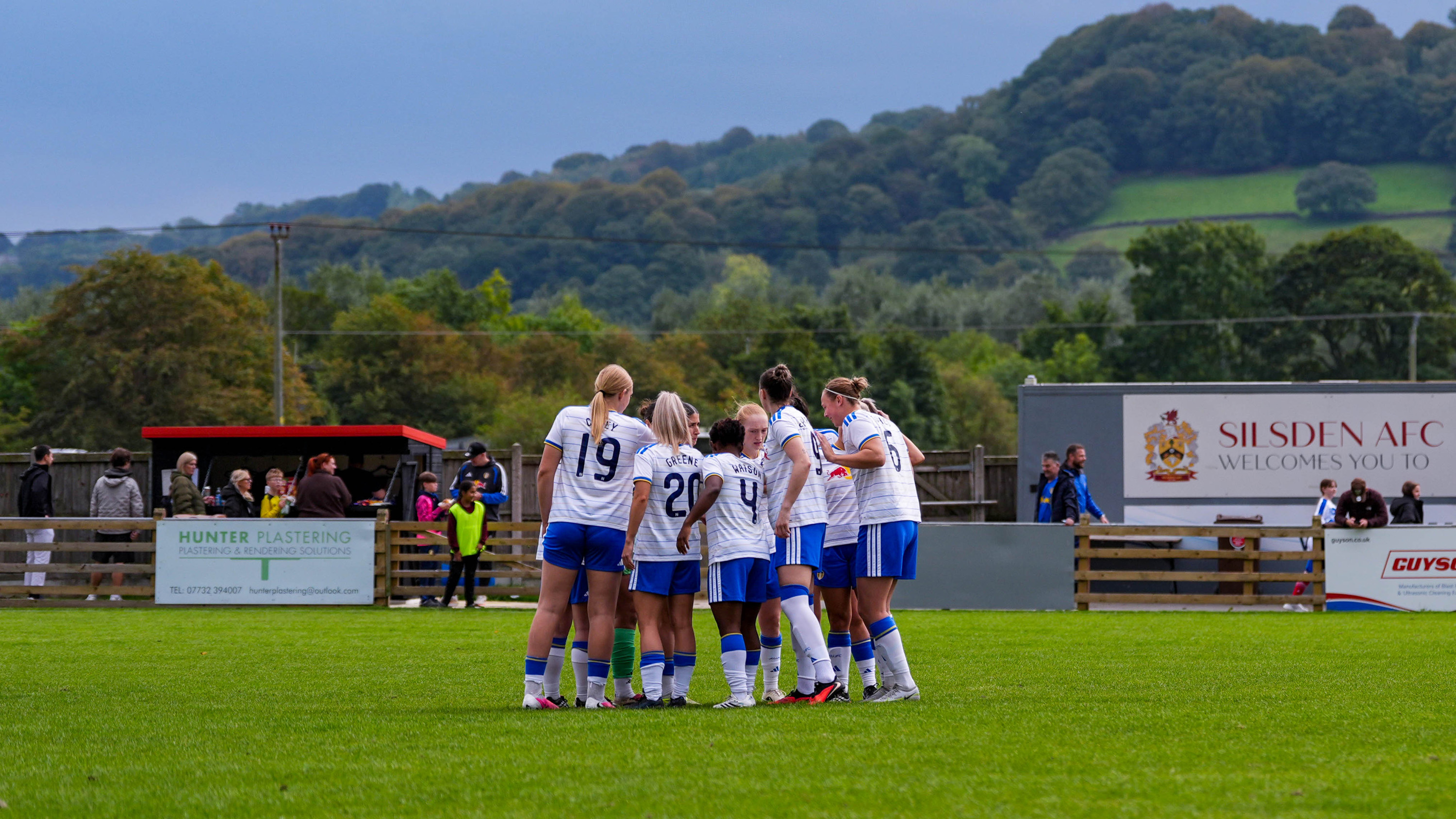 Team huddle vs Bradford City LC A Sep 26 action
