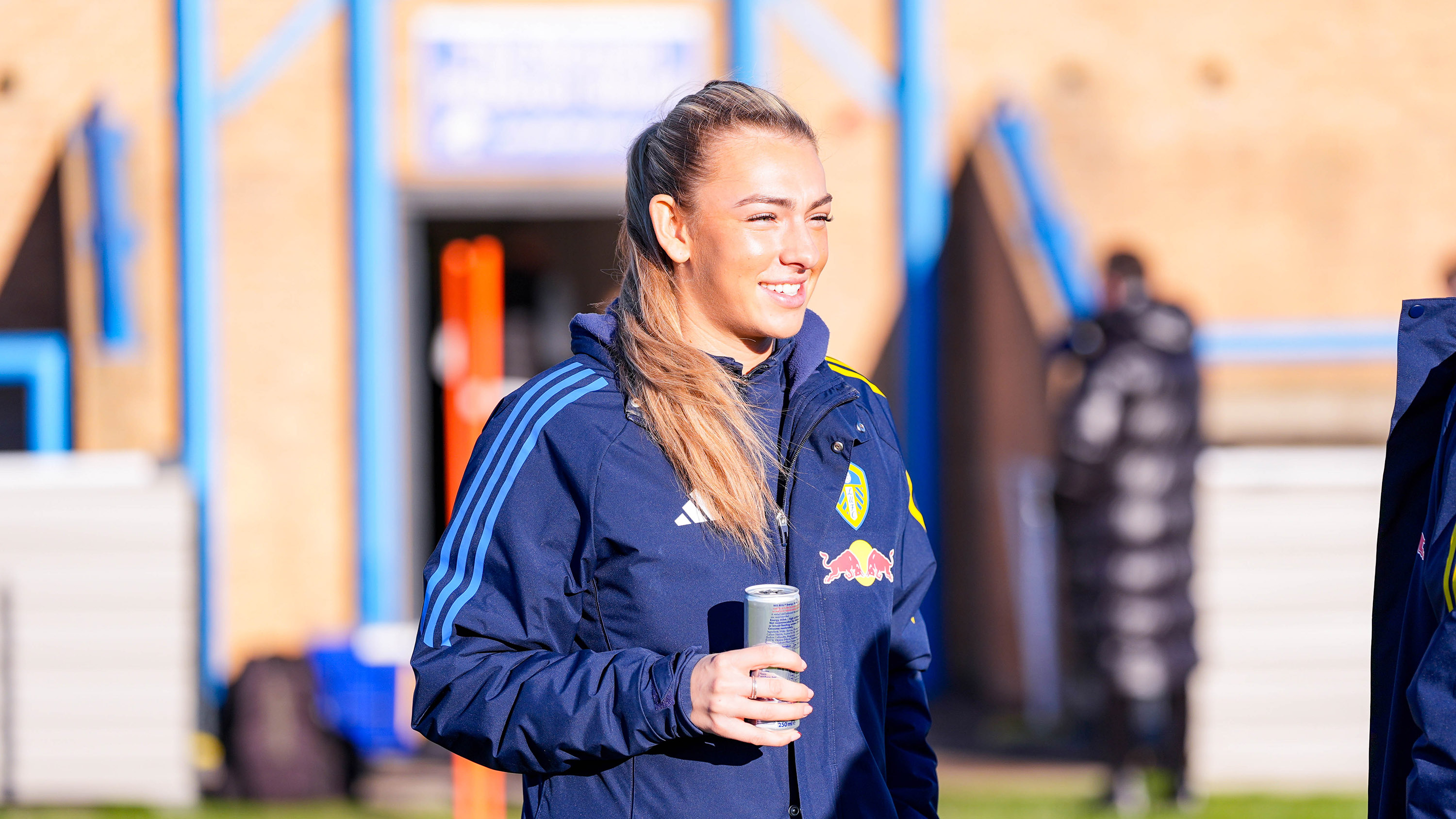 Izzy Elliott arrivals vs Stockport