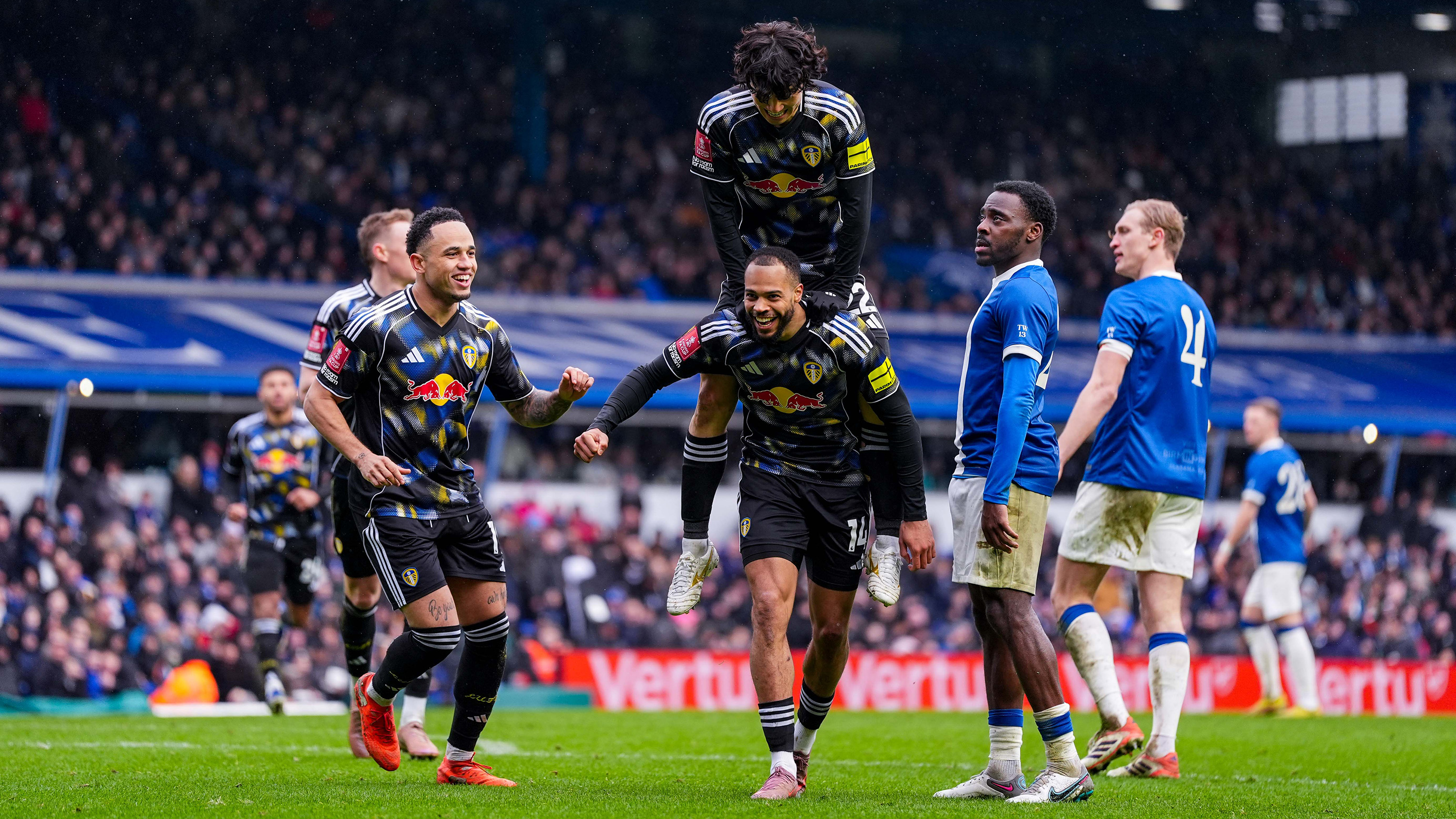 Lukas Nmecha goal vs BCFC (2)