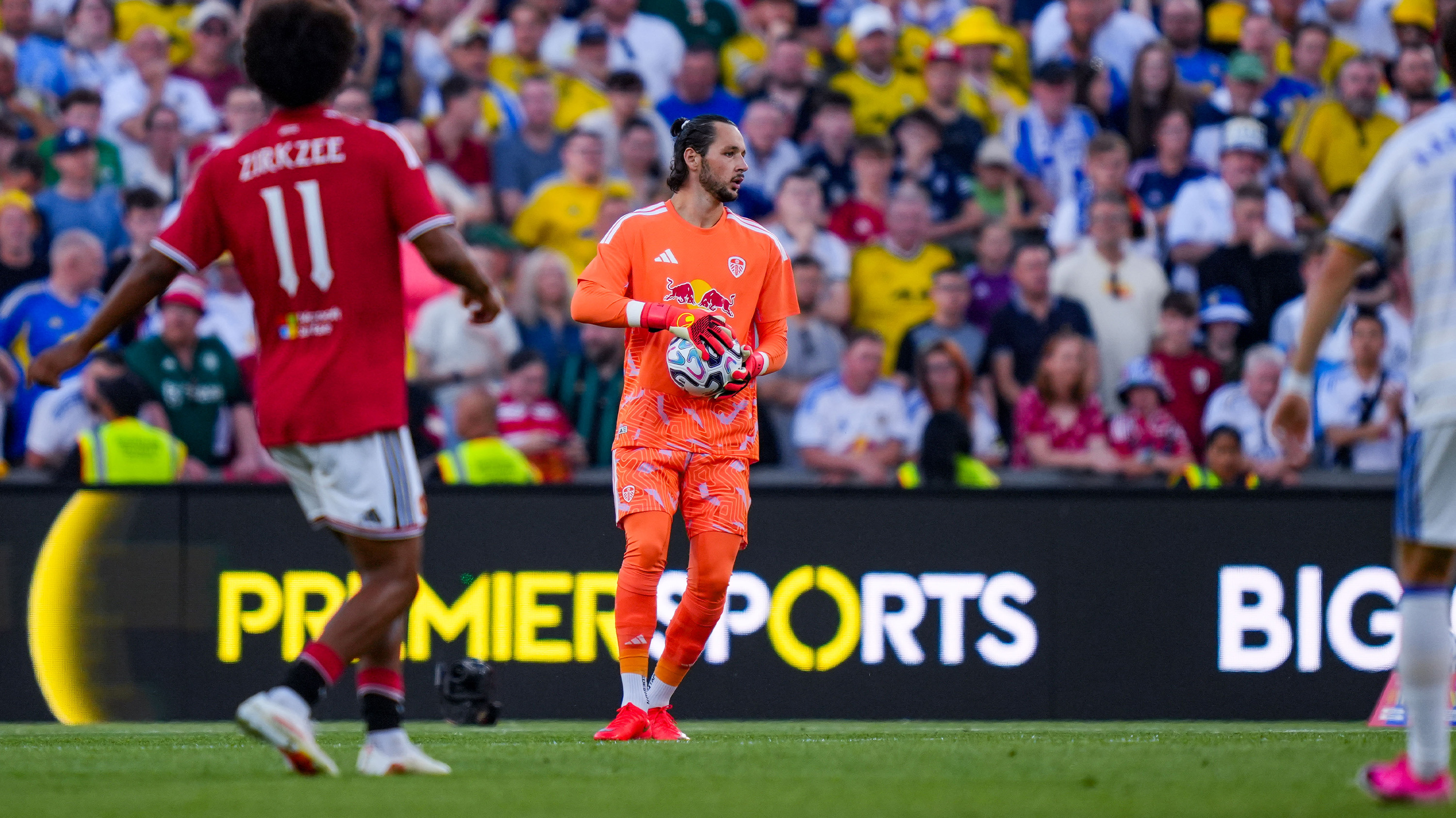 James Trafford Man Utd Aug 26 Holding Ball