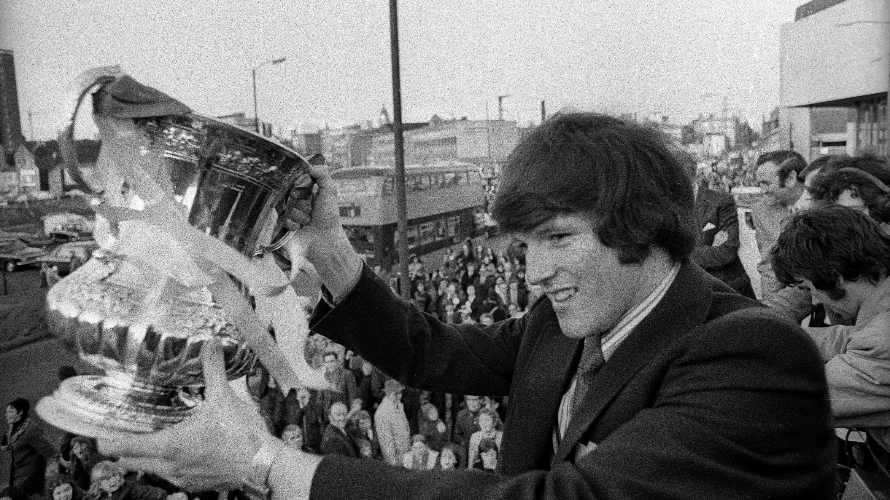 Eddie Gray FA Cup 72 Bus