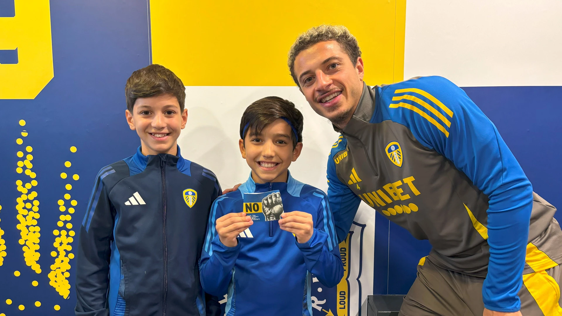 Alim’s armband a hit for captains Ethan and Reuben