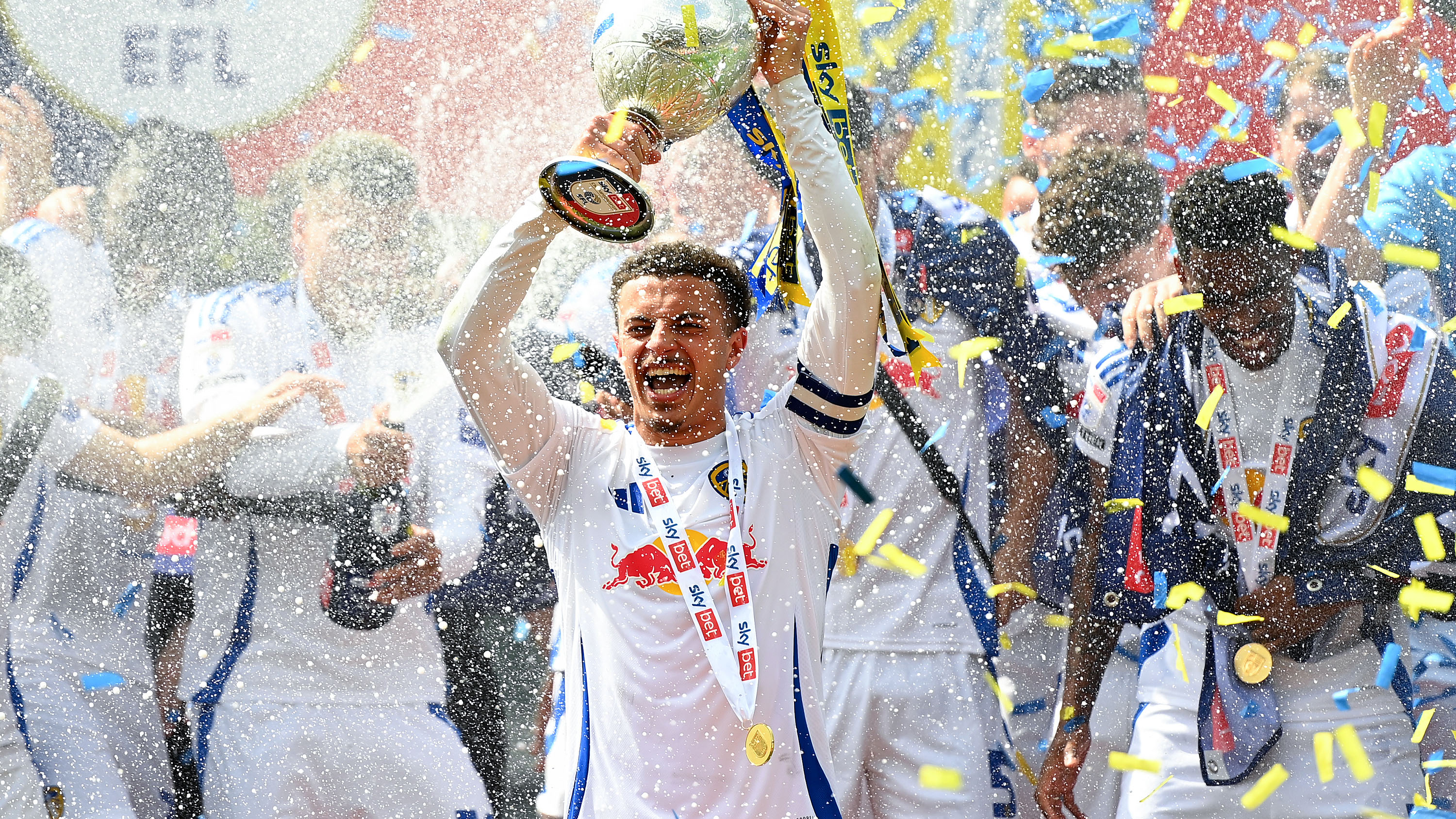 Ethan Ampadu Holding Championship Trophy
