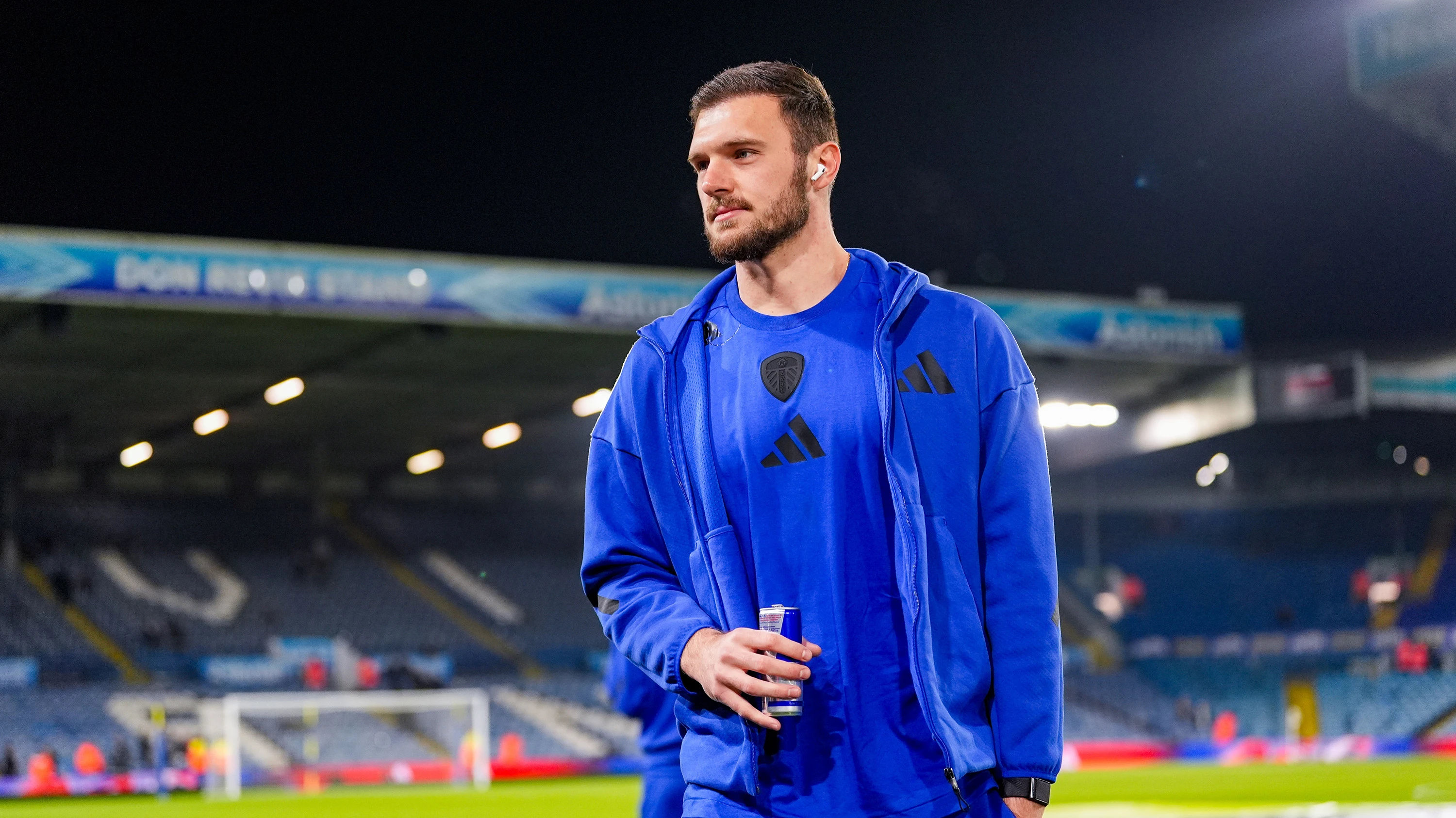 Lucas Perri arrival ER