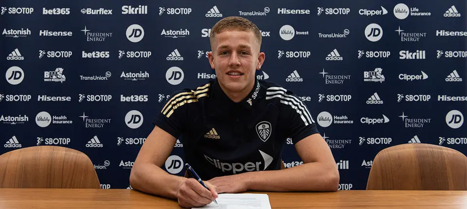 morten spencer contract.jpg