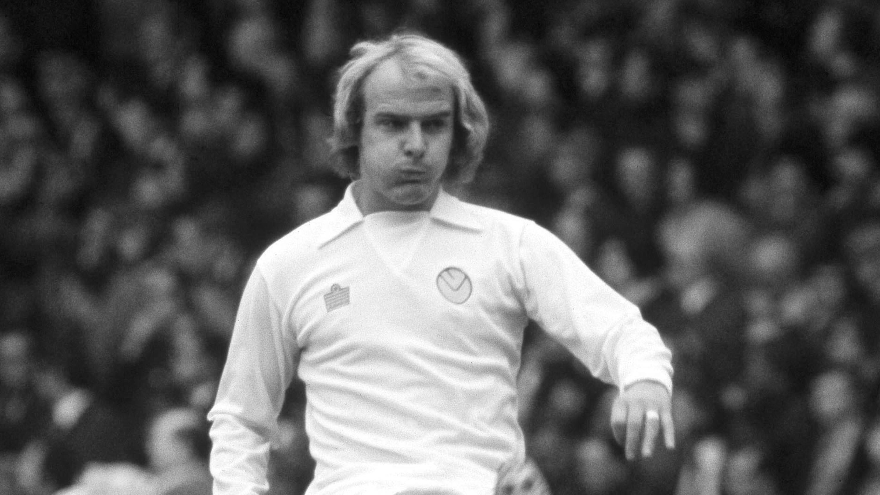 Terry Yorath tributes