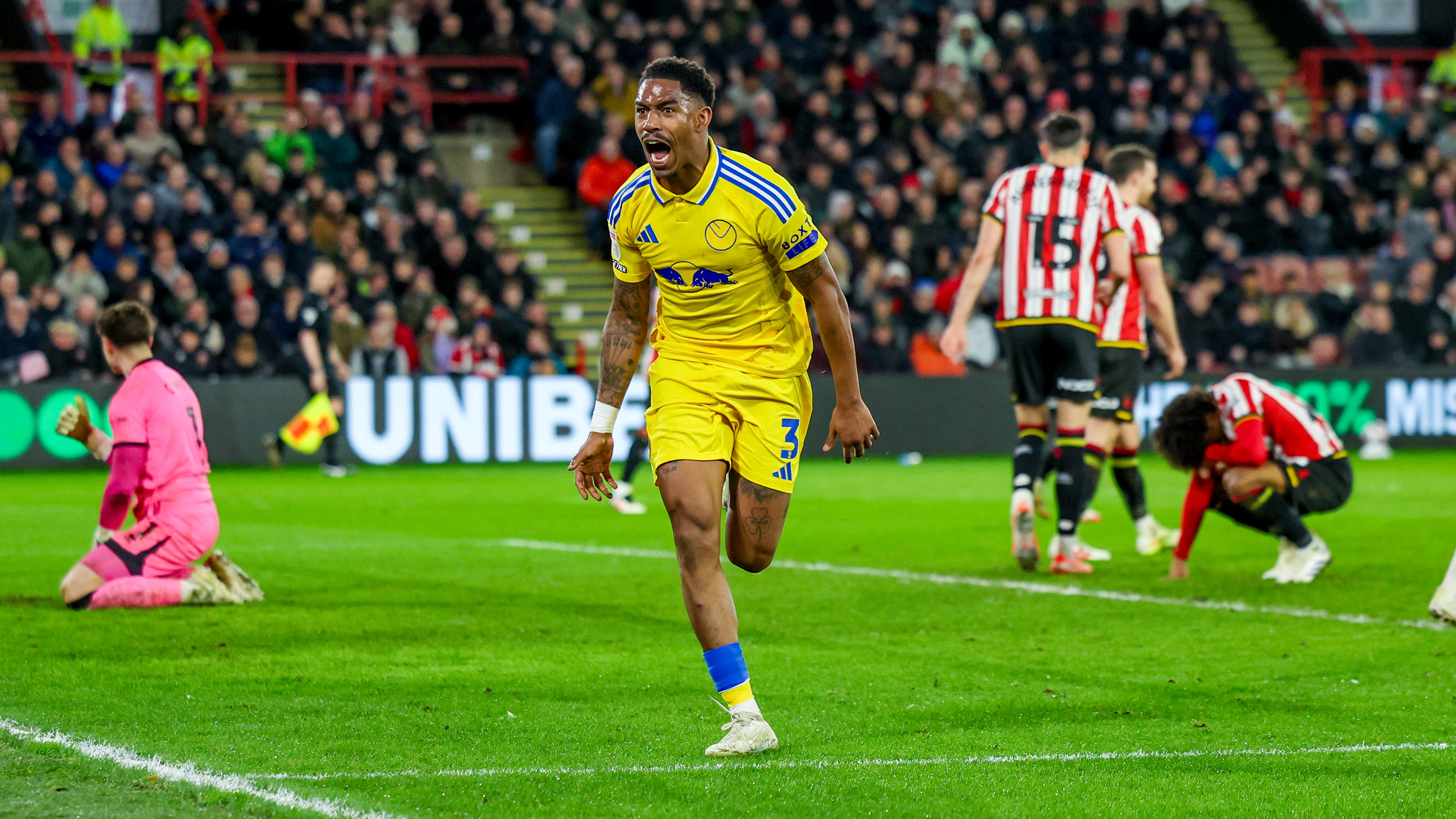 Junior Firpo celebration vs SUFC