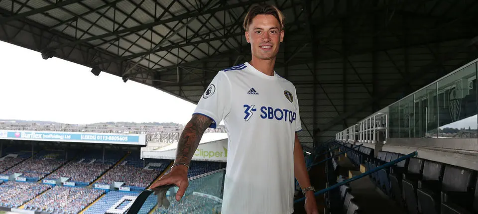 Robin Koch Web 3.jpg