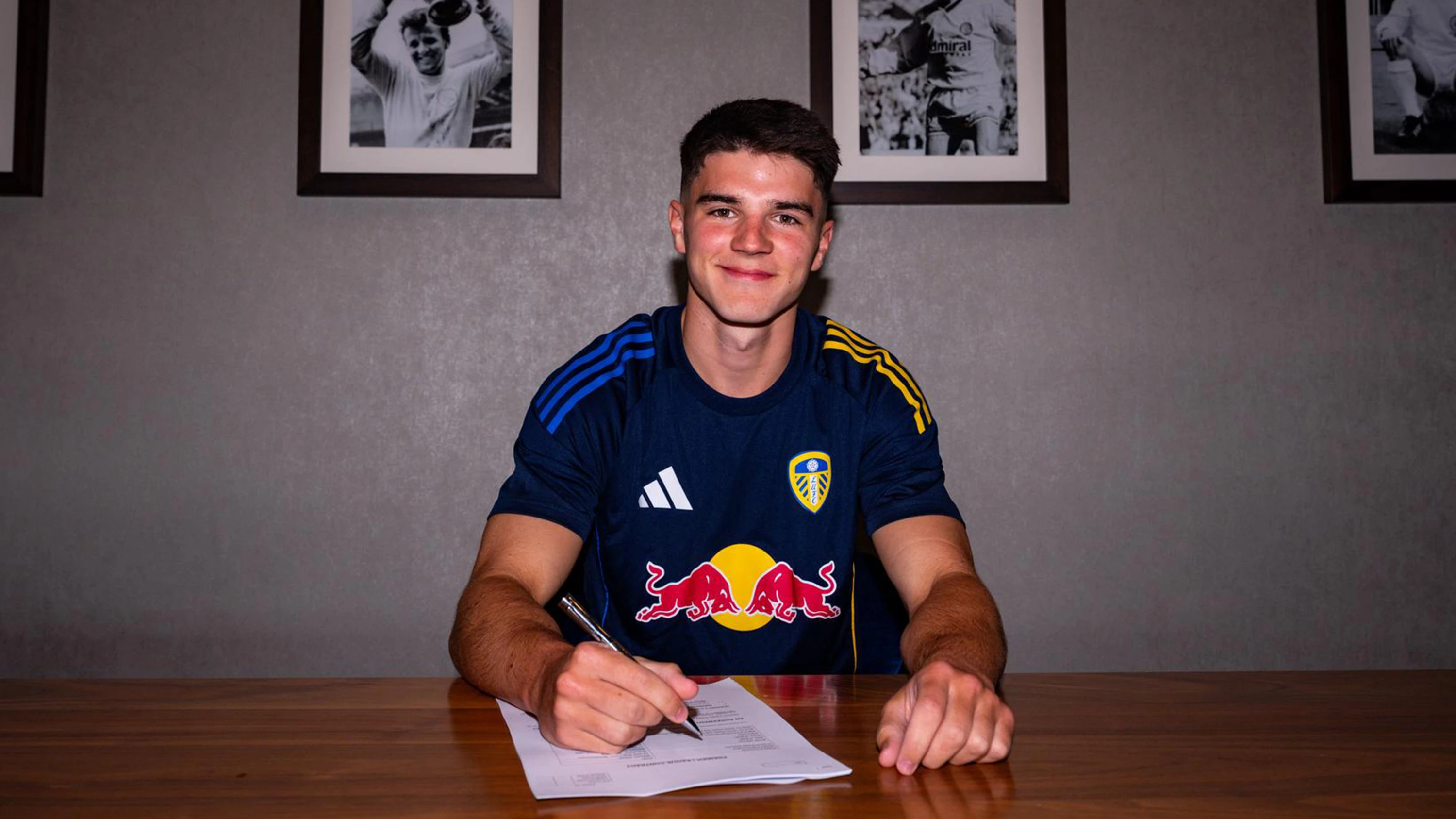 Will Firth contract signing (1)