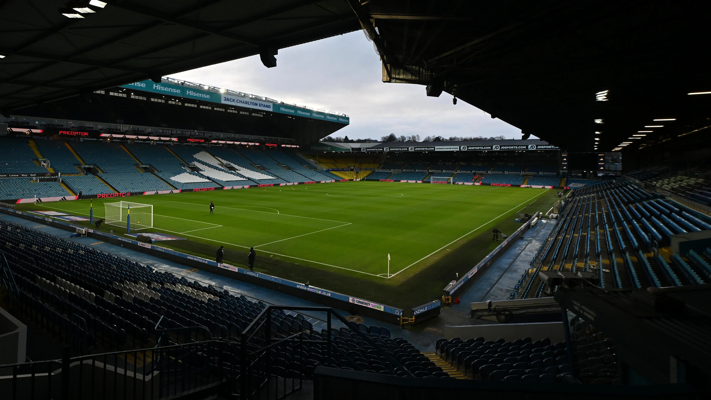 ELLAND ROAD DERBY