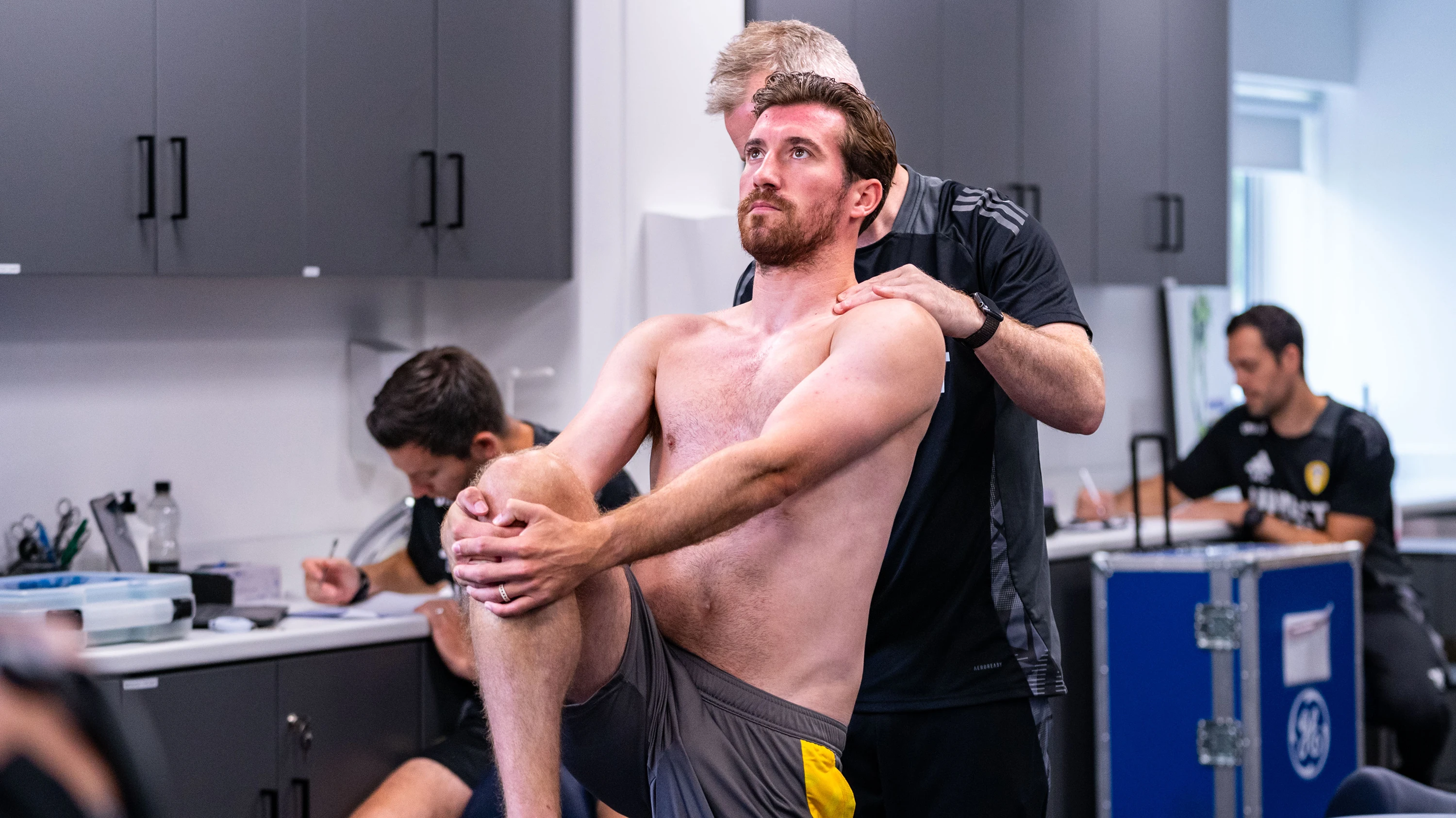 Joe Rothwell Rangers Stomach Joe Rothwell: First day at Leeds United - Leeds United
