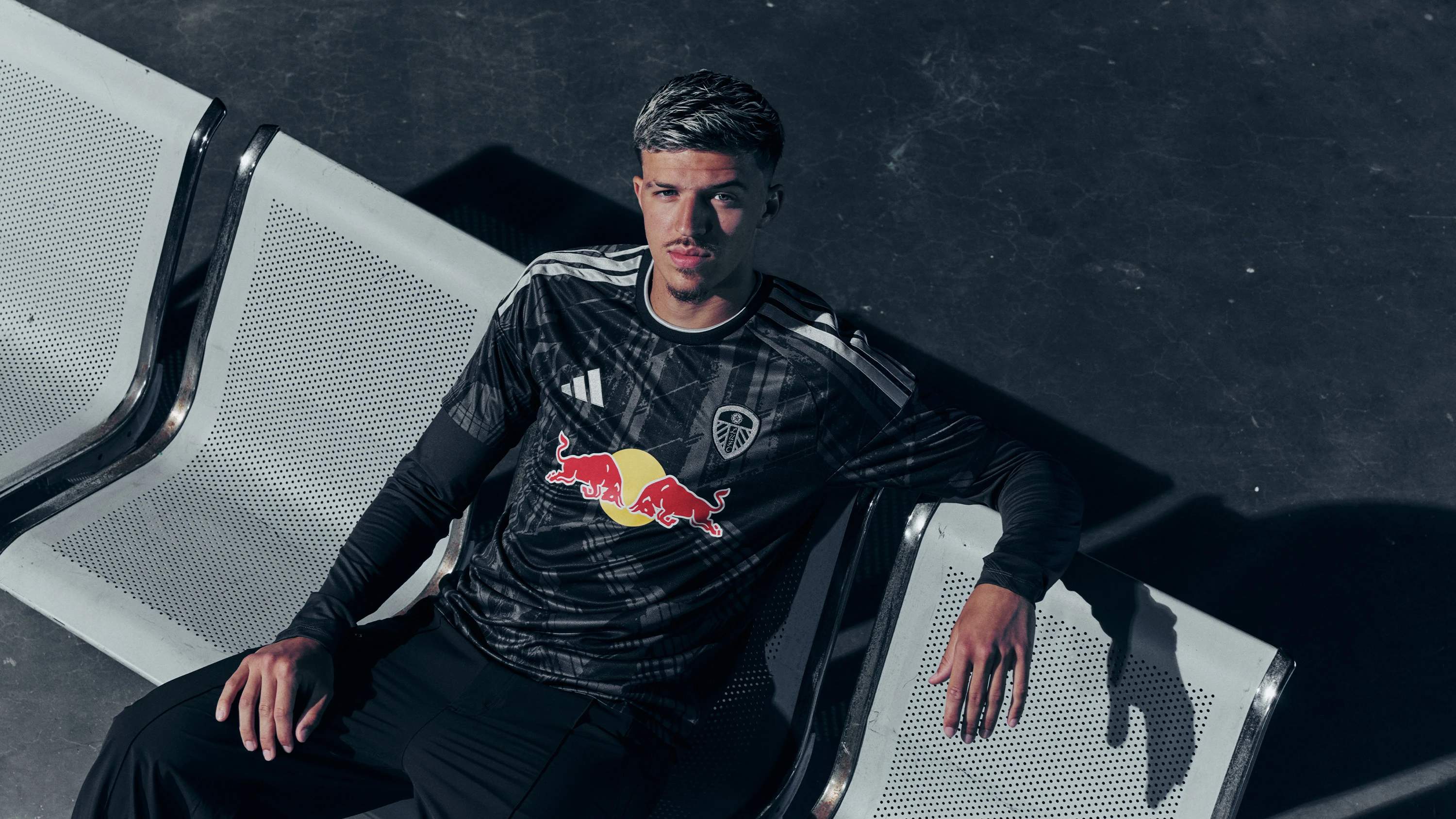 Tarik Muharemovic Third Shirt Aug 25 Arrival Sat on bench