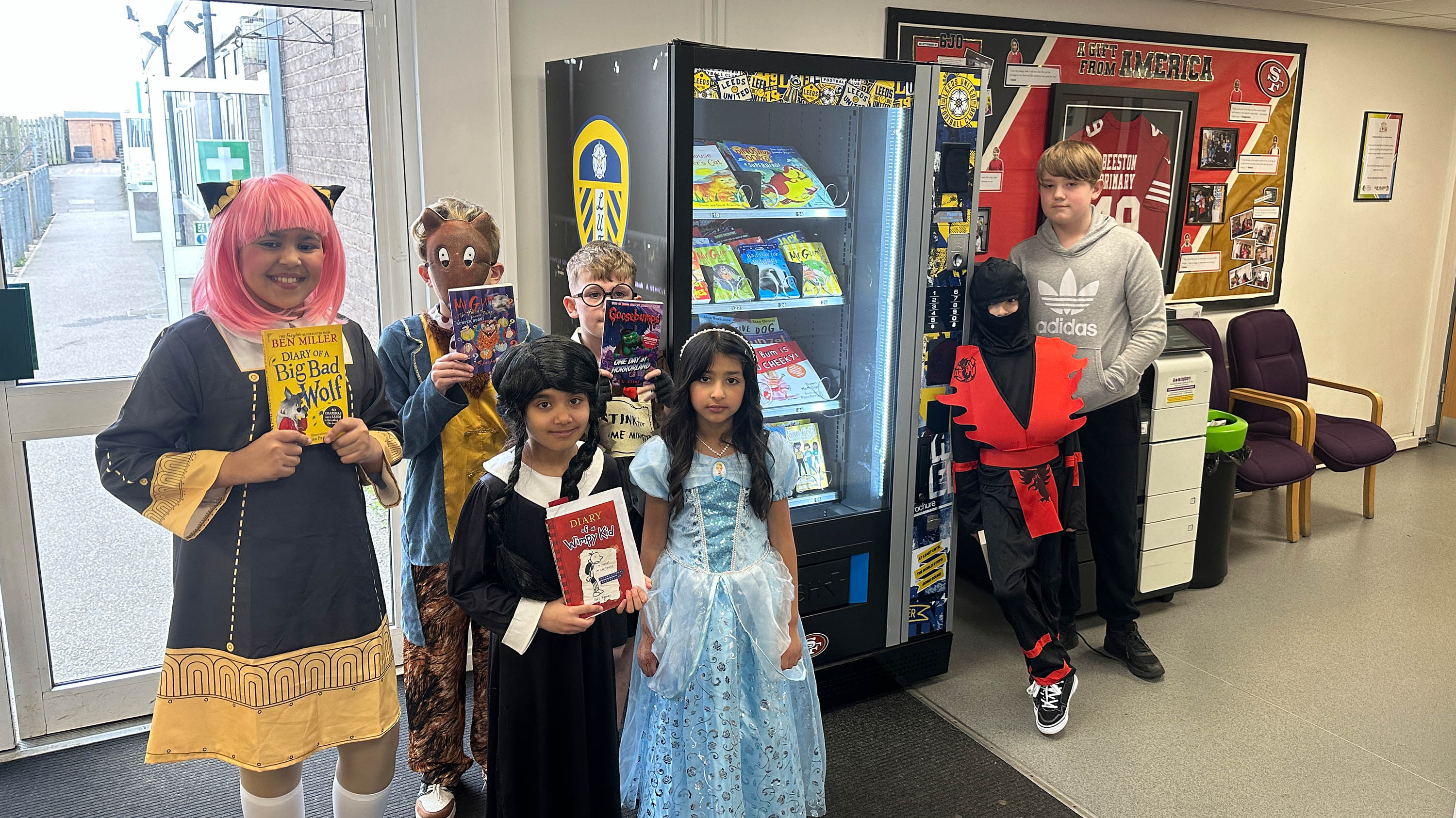 Beeston Primary Book Vending Machine (1)