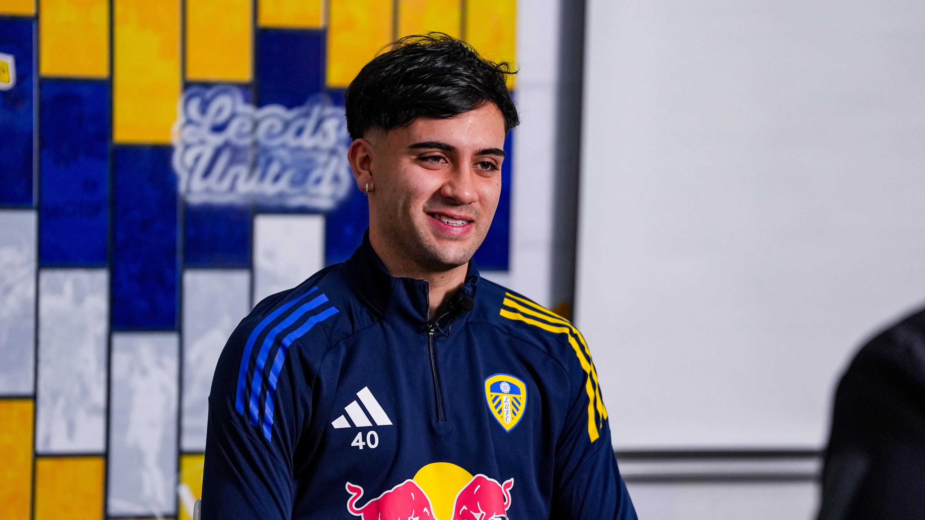 Buonanotte signing IV