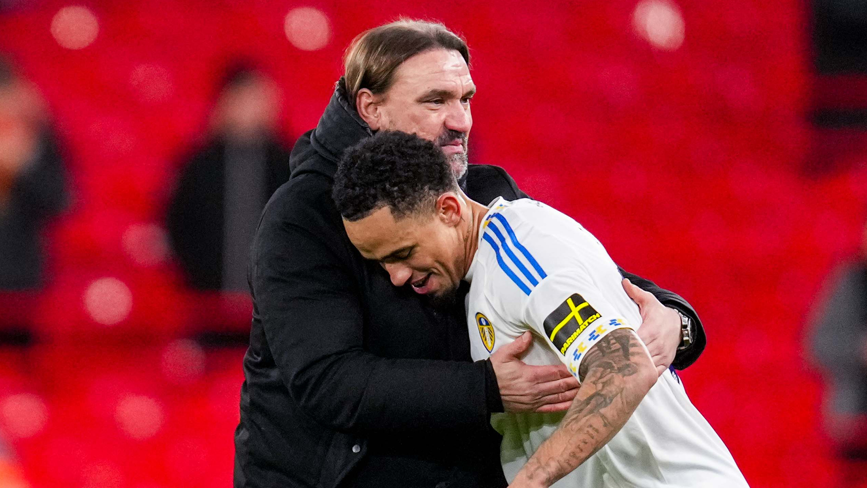 Daniel Farke Liverpool Jan 26 Hugging Noah Okafor
