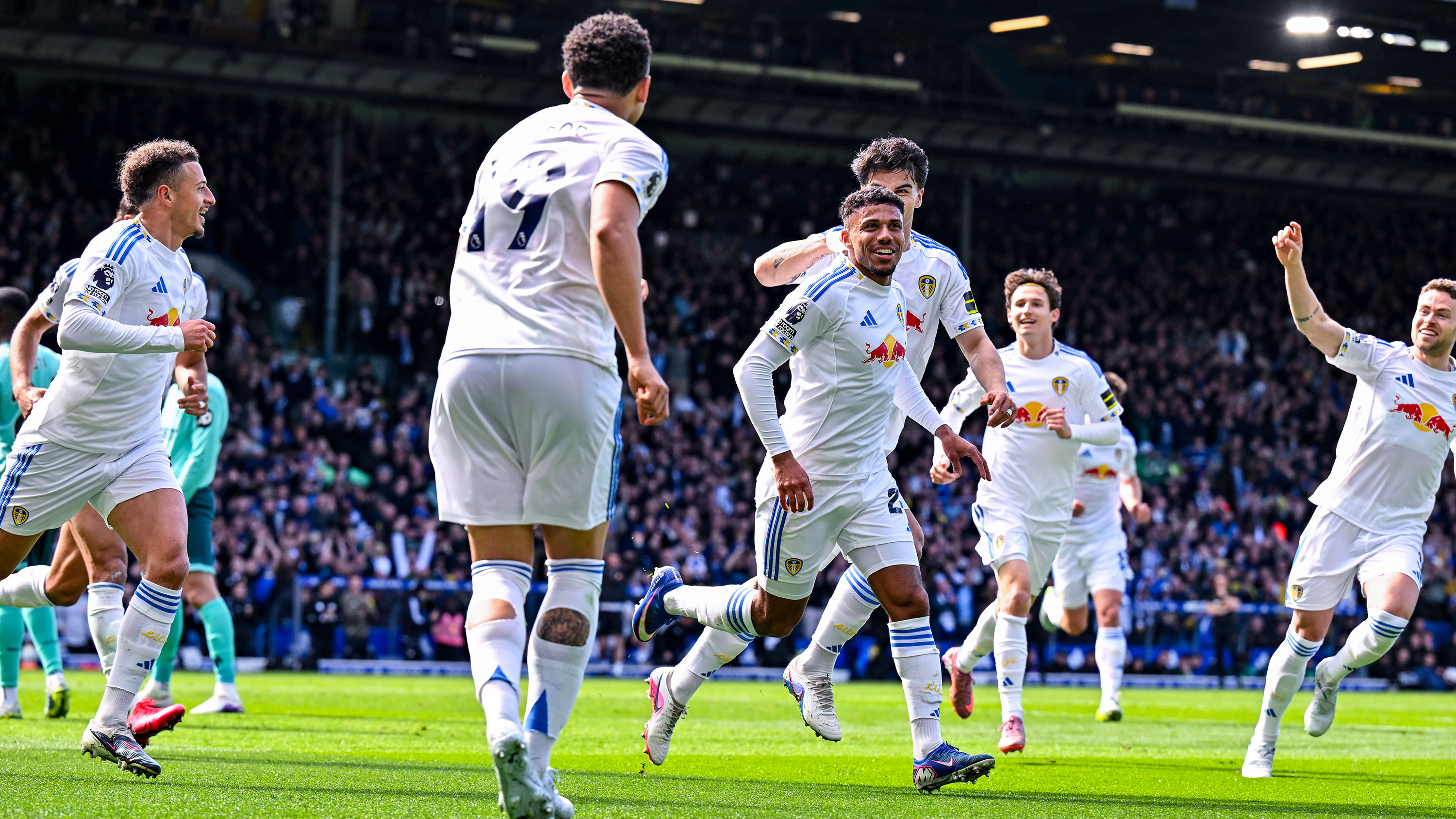 James Justin goal 2 vs Wolves (H)