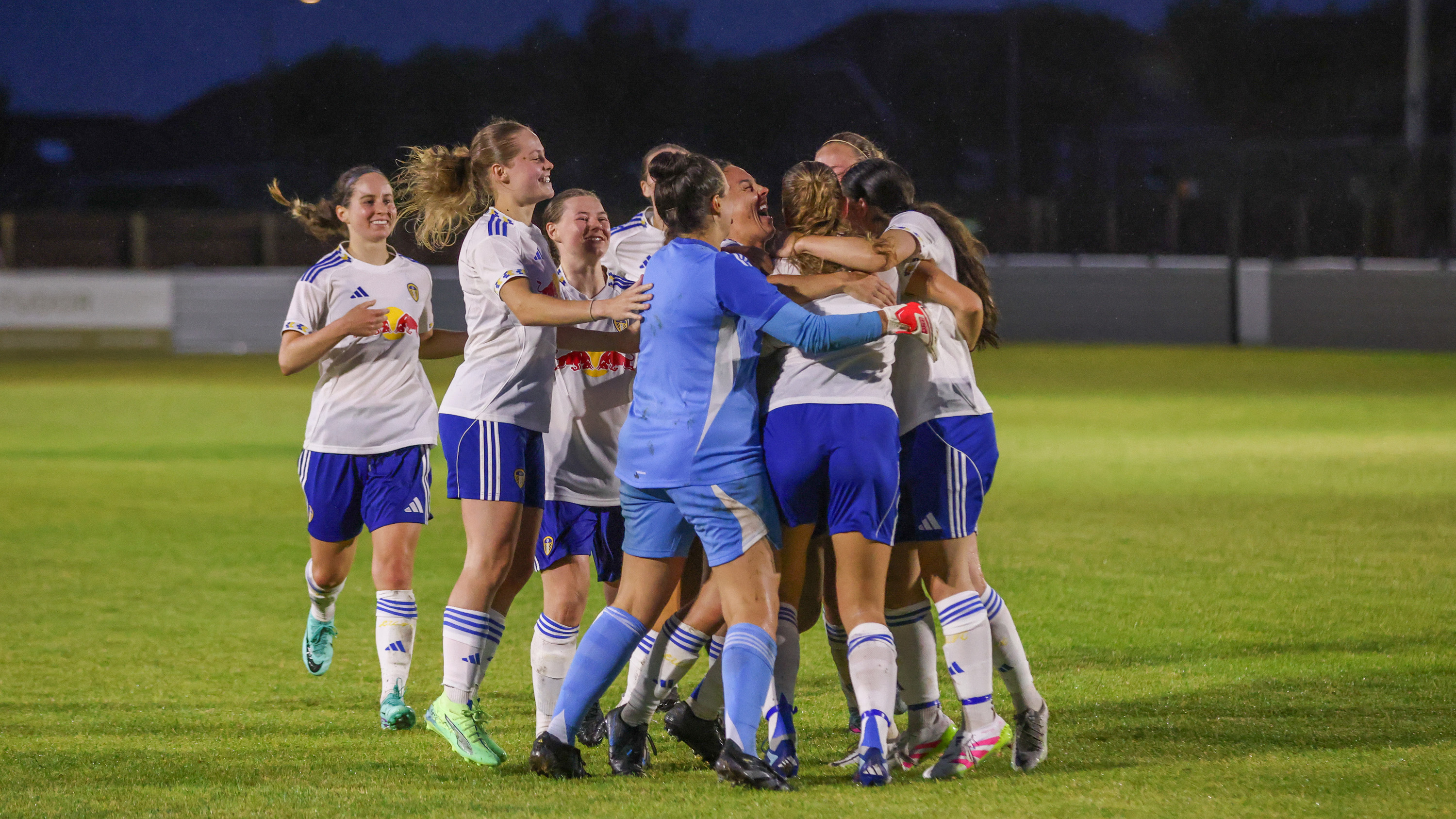 Julie Chipchase pens win