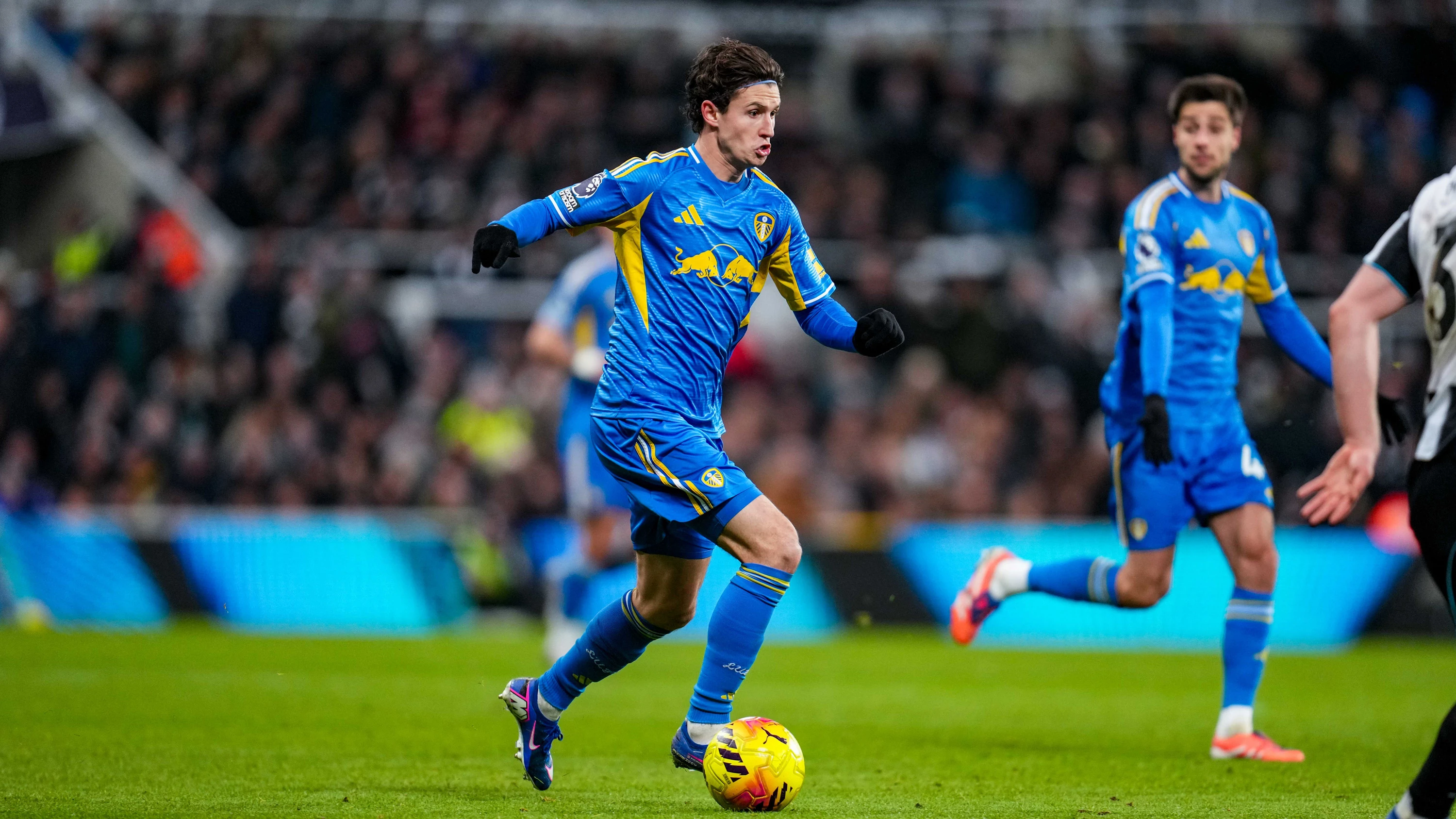 Aaronson vs Newcastle