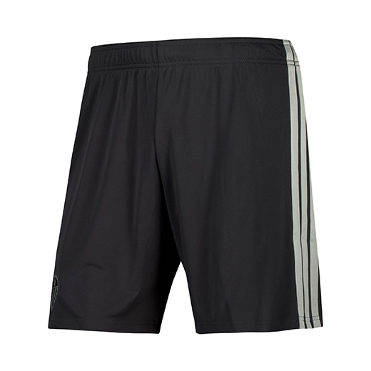 Shop Image: 26/27 Adult Third Short