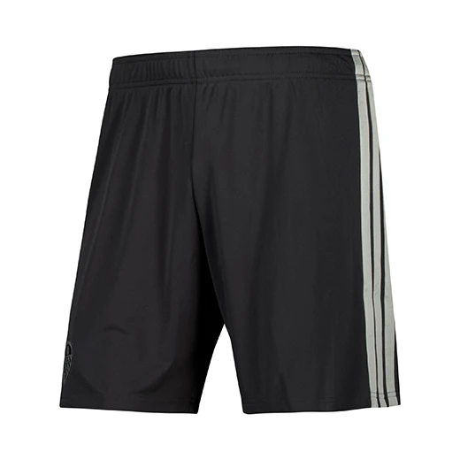 Shop Image: 26/27 Adult Third Short