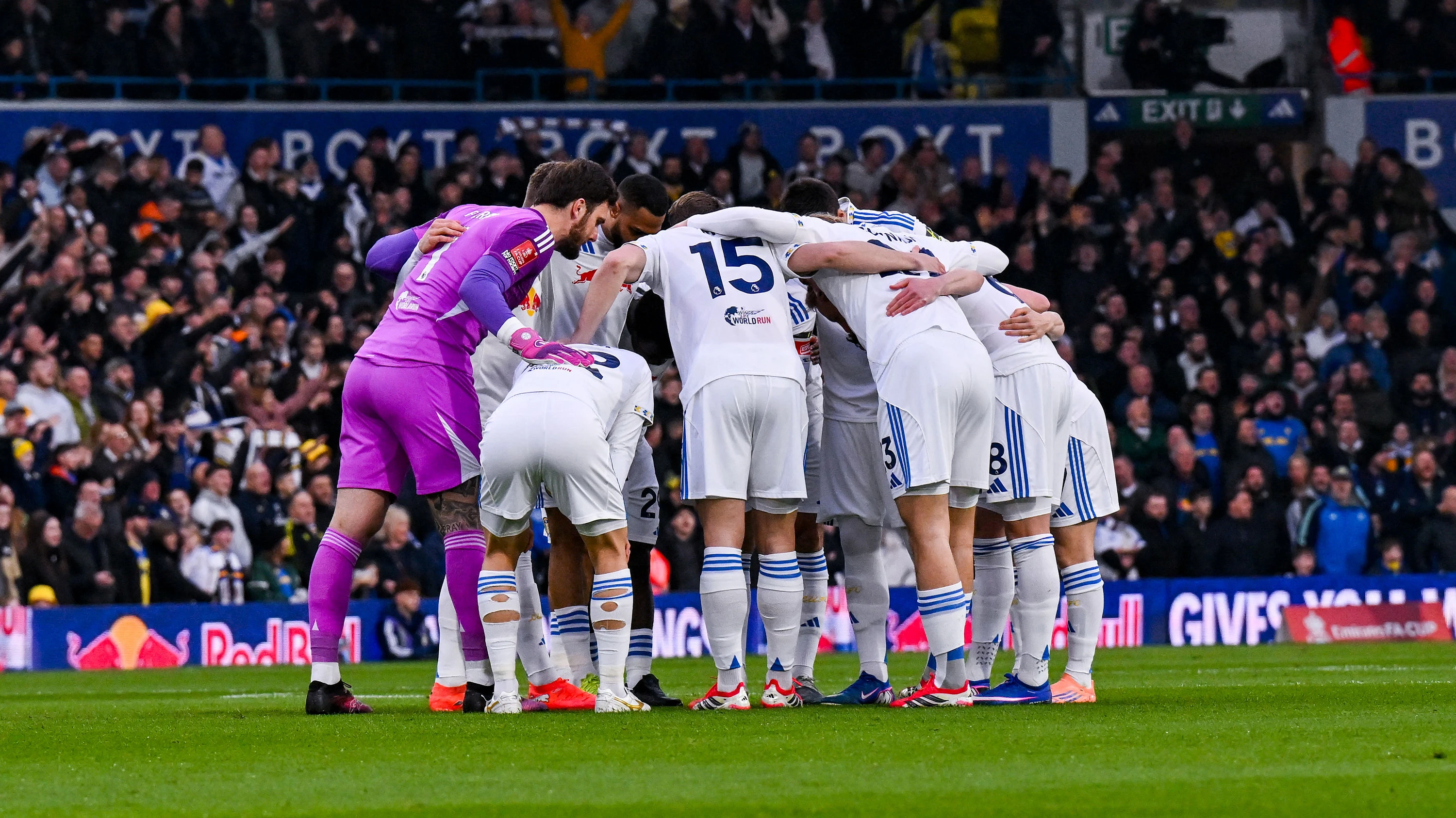 Huddle Leeds Norwich Mar 26