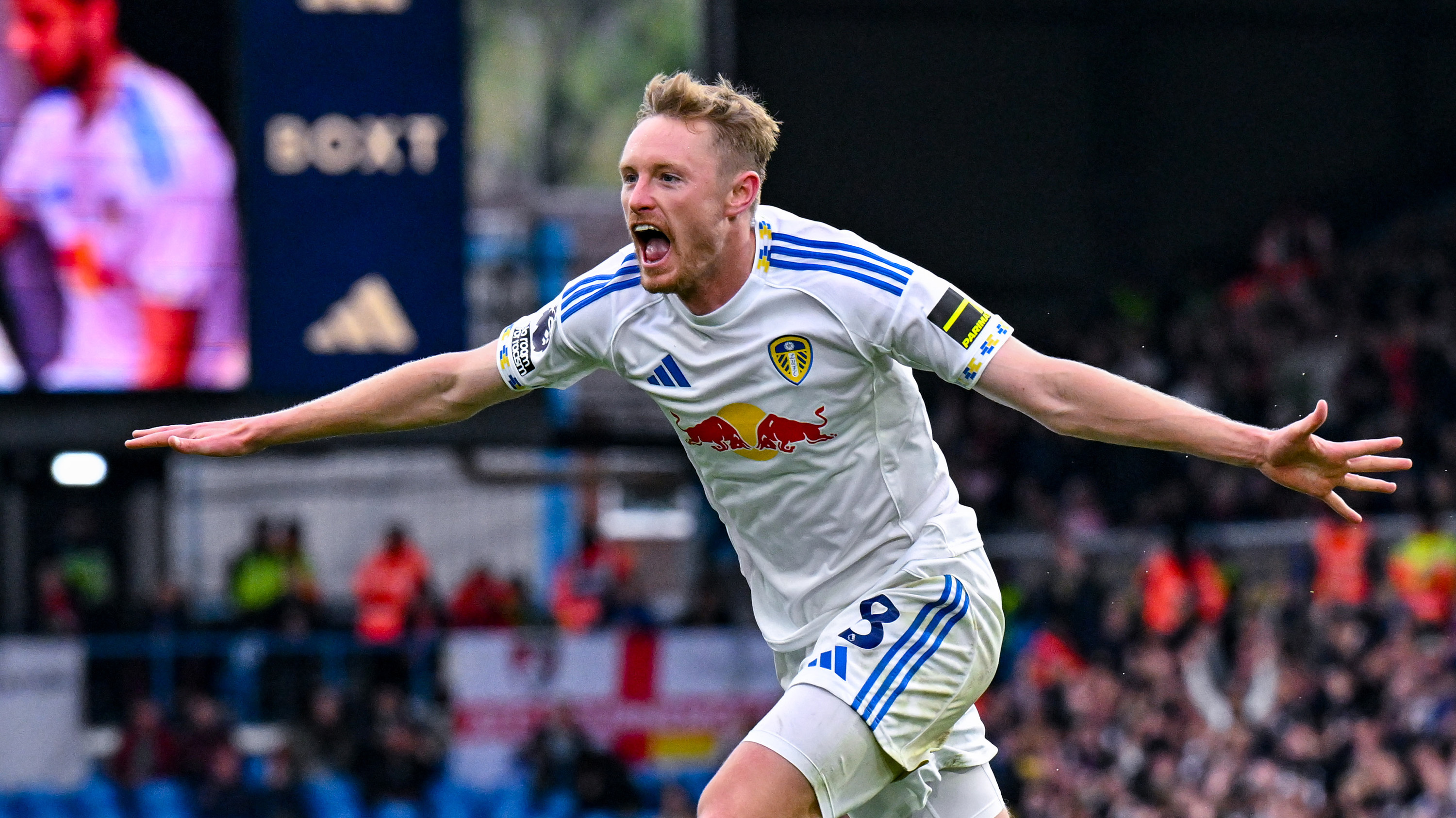 Sean Longstaff Celebration Bournemouth