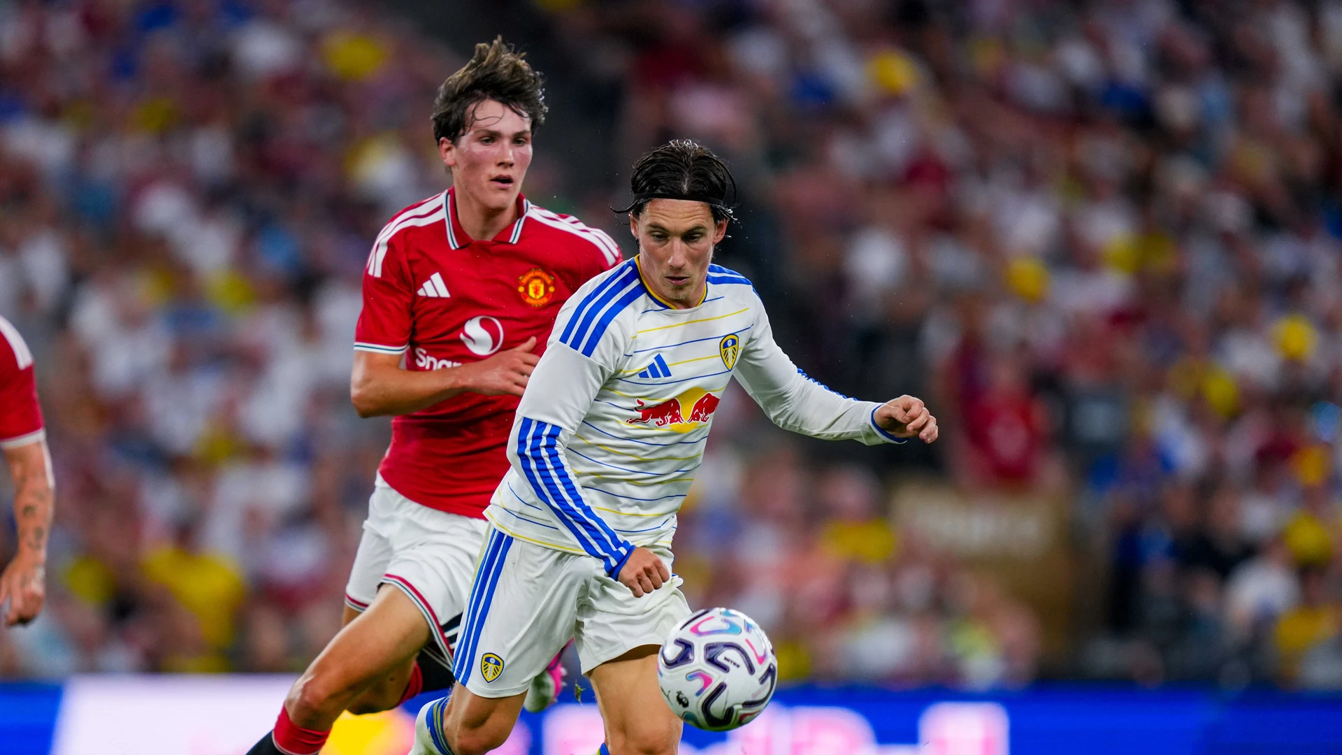 Harry Wilson Man Utd Aug 26 Challenging for ball