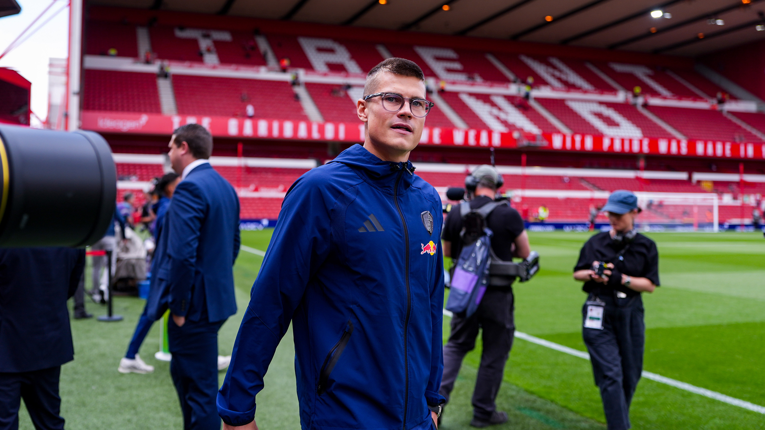 Jaka Bijol arrival vs Forest City Ground 08 26 walking