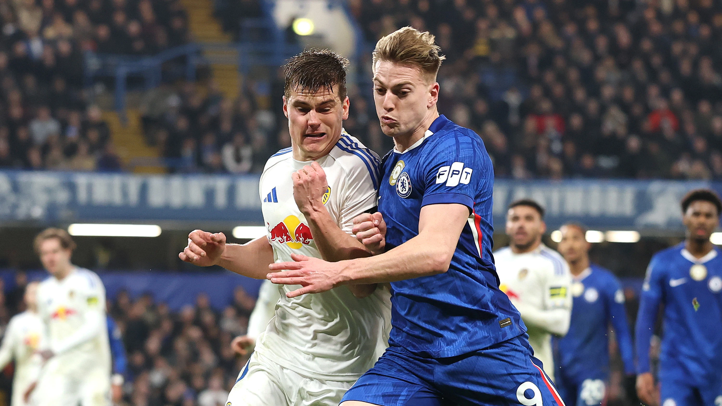 Jaka Bijol Chelsea Challenging