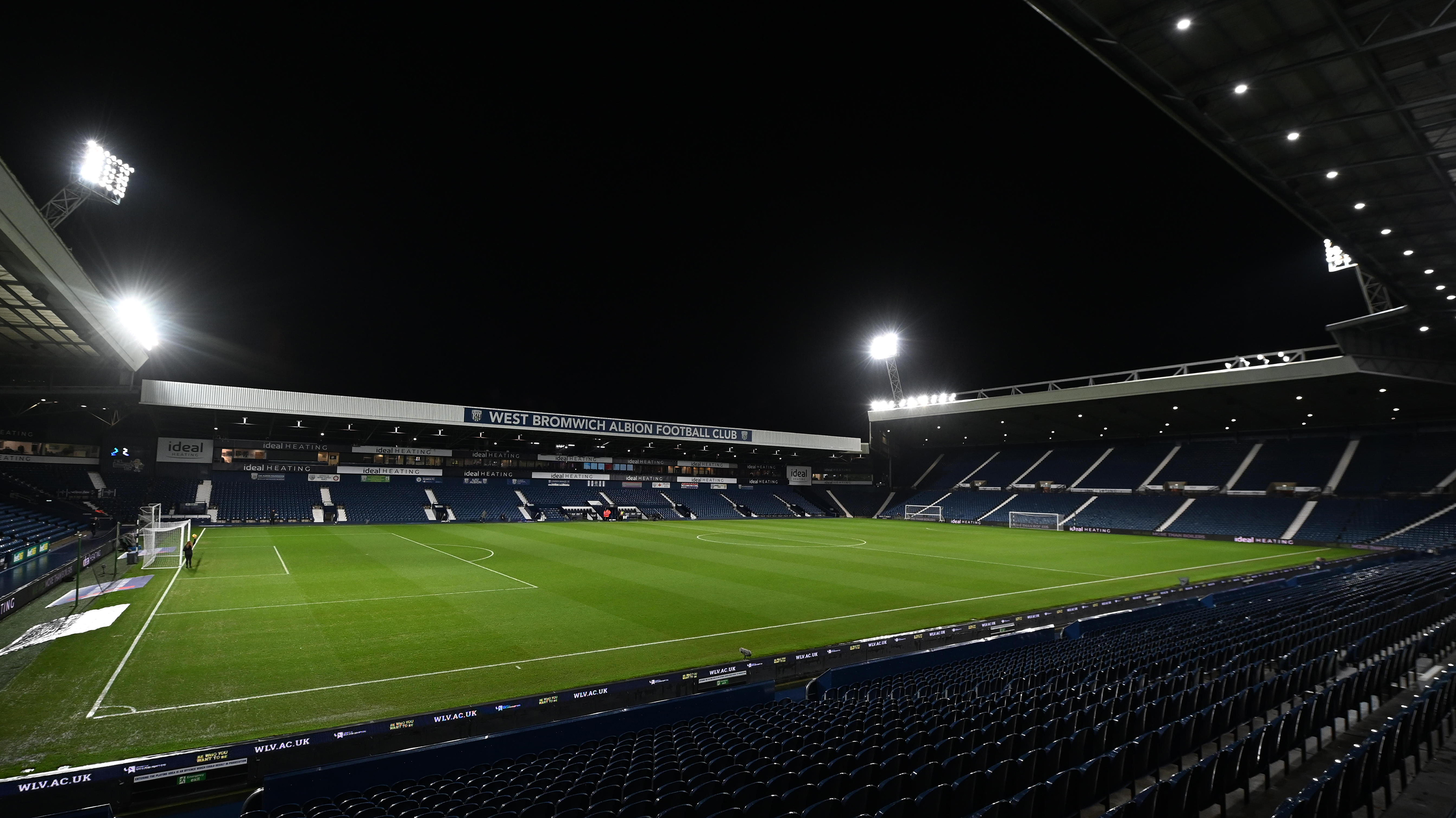 THE HAWTHORNS AT NIGHT