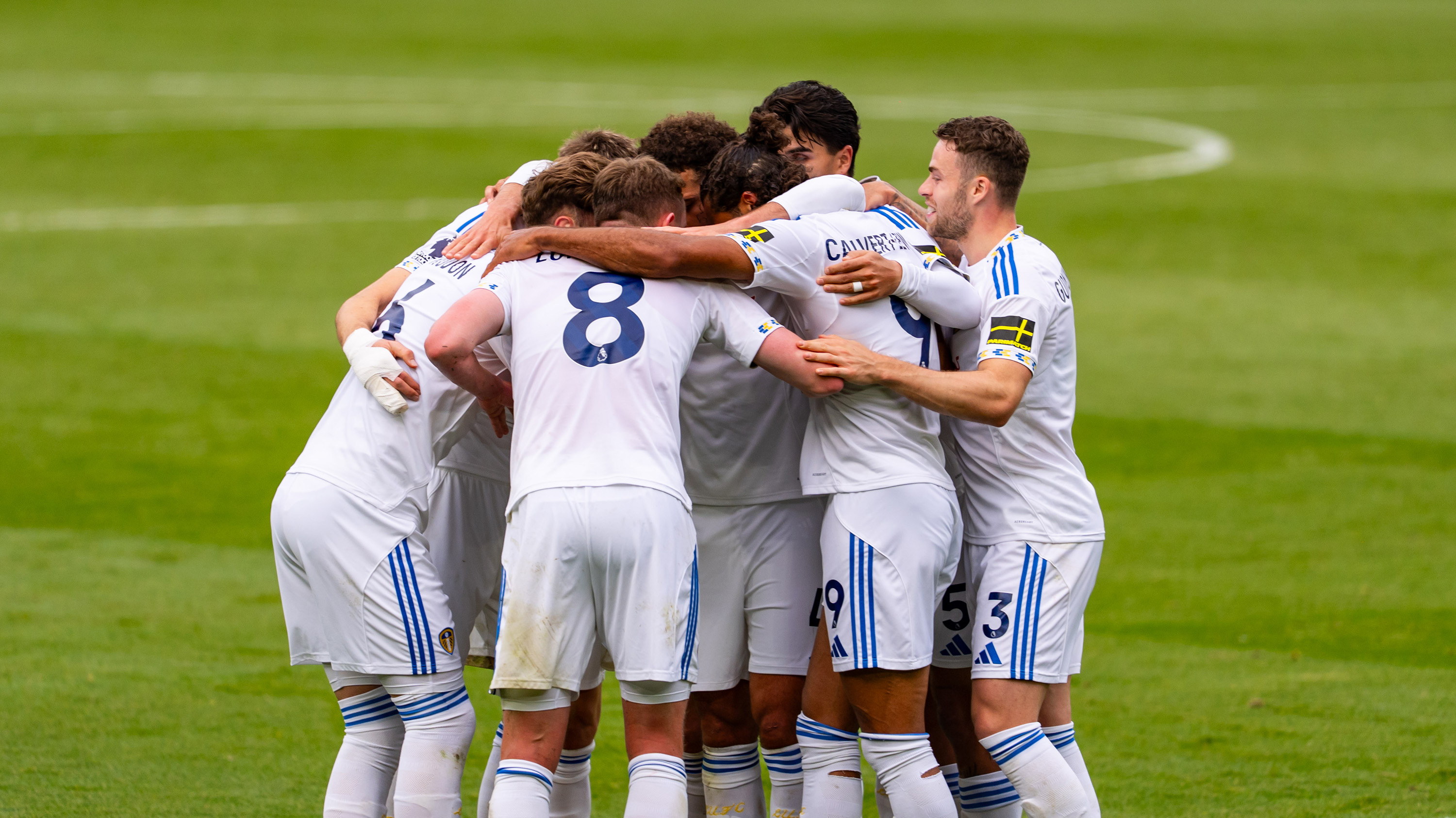 Leeds United Huddle Bournemouth Sept 25