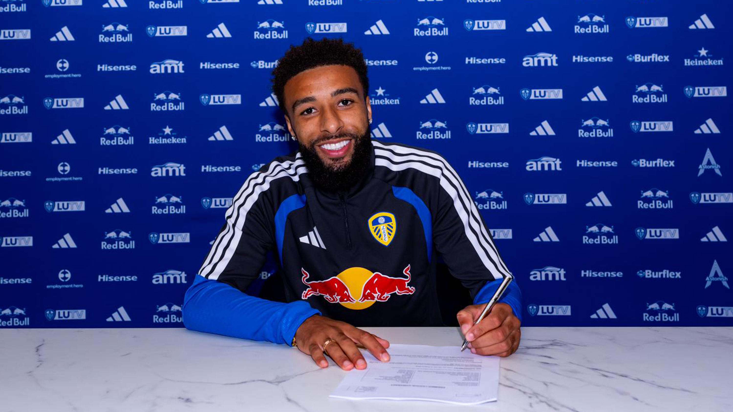 Jayden Bogle Contract