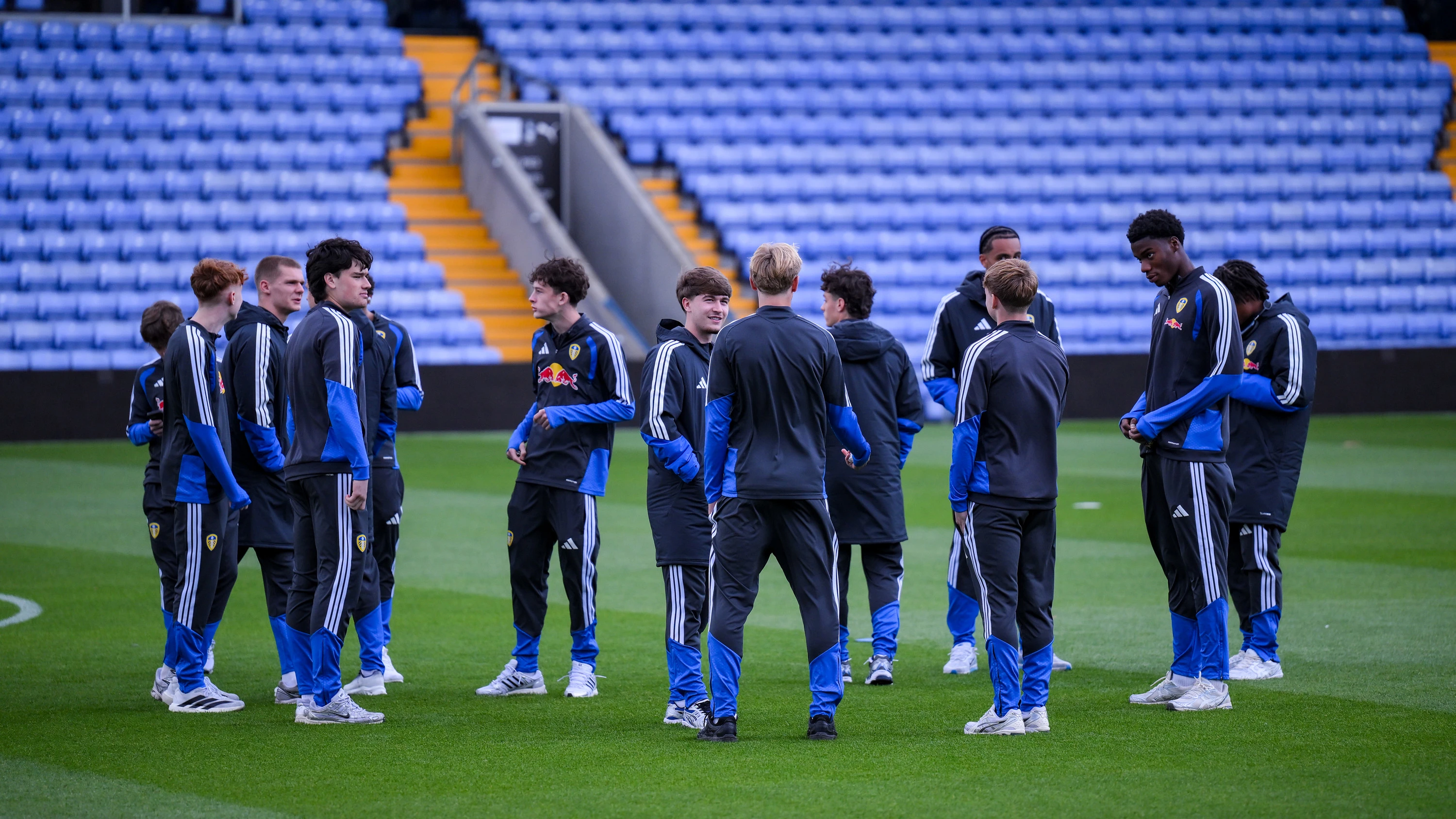 U21s arrivals at Oldham EFL Trophy Oct 26 group shot